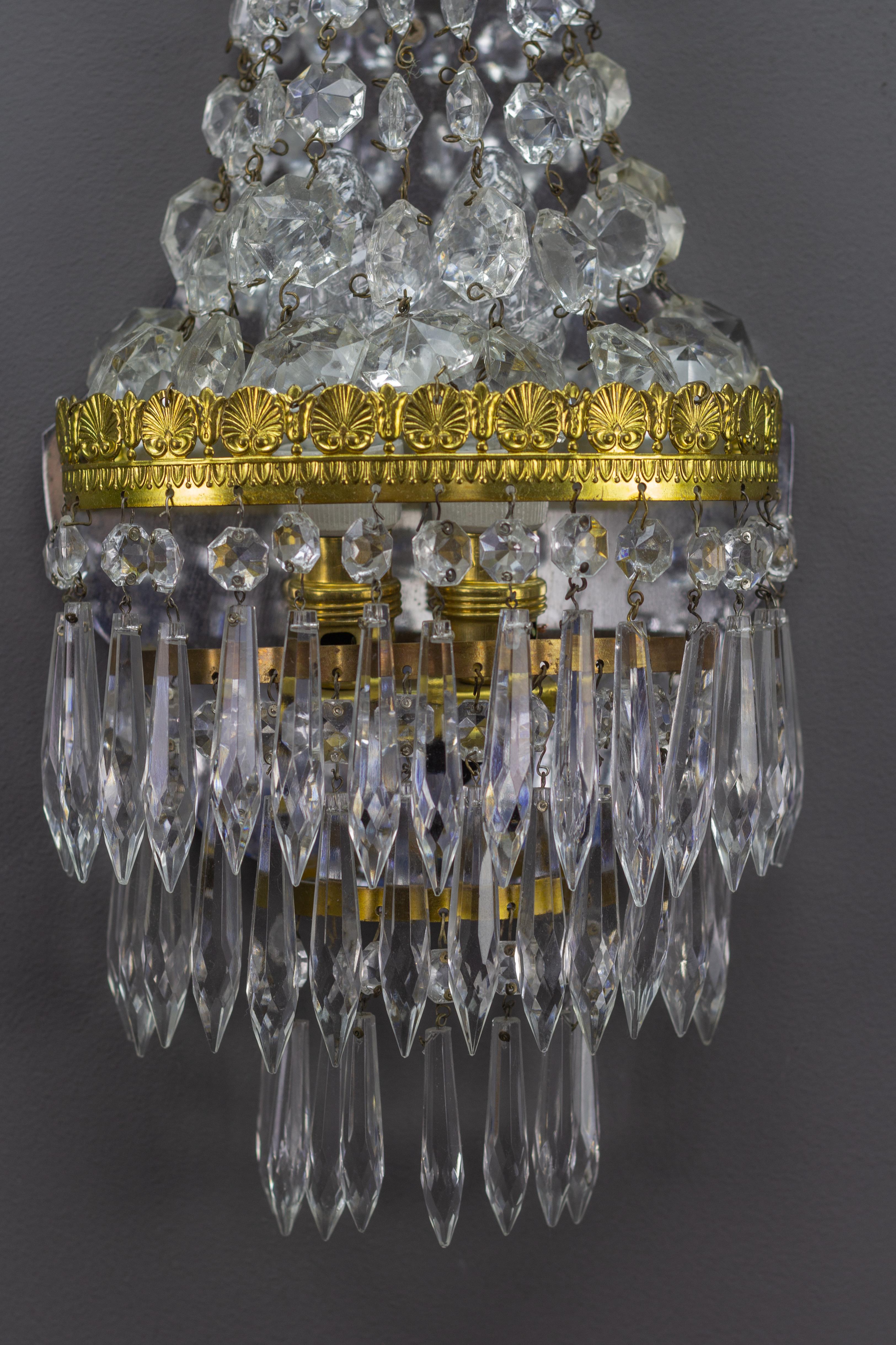 French Empire Style Crystal and Brass Sconce Wall Light, 1930s For Sale 1