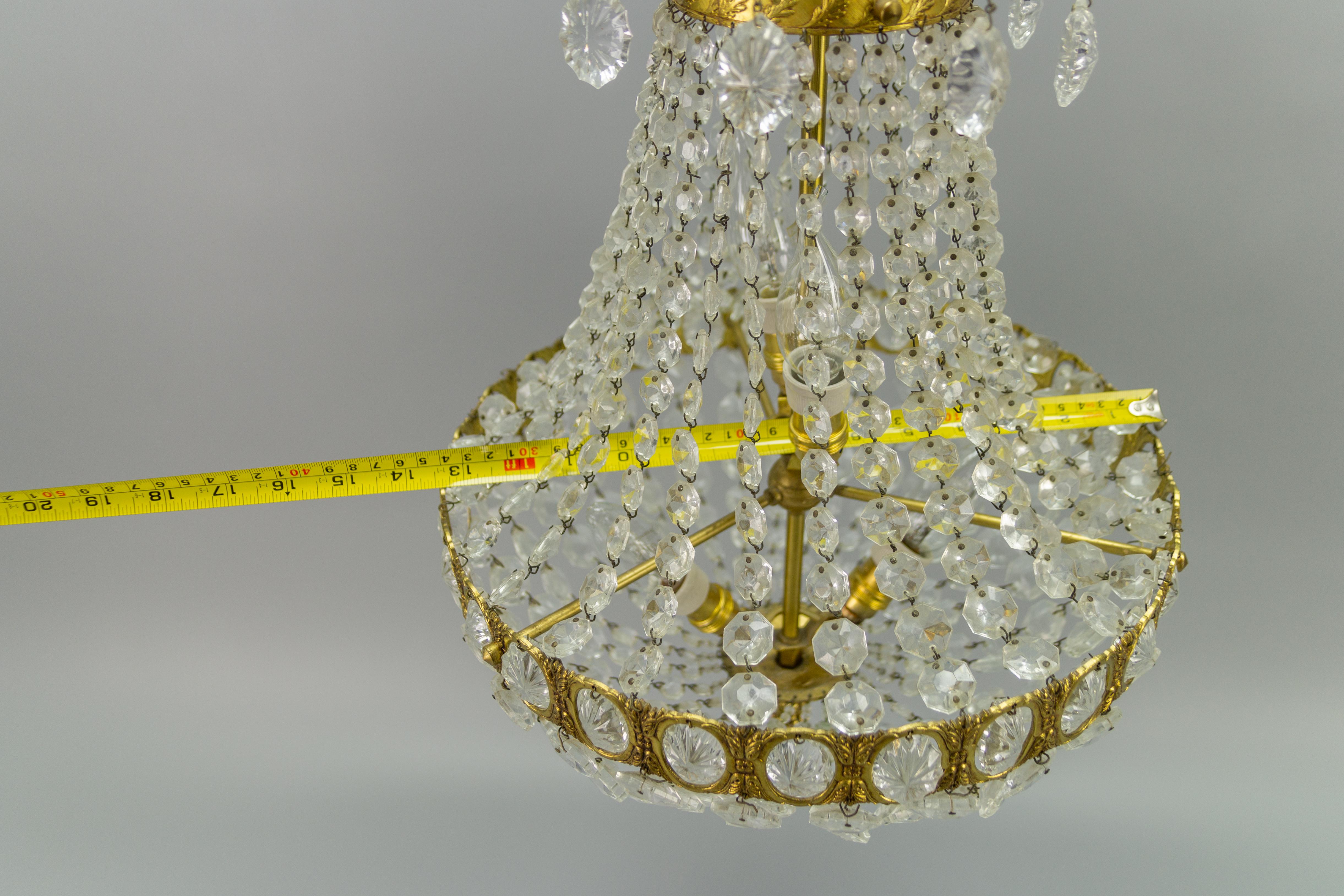 French Empire Style Crystal Glass and Four-Light Basket-Shaped Chandelier For Sale 13