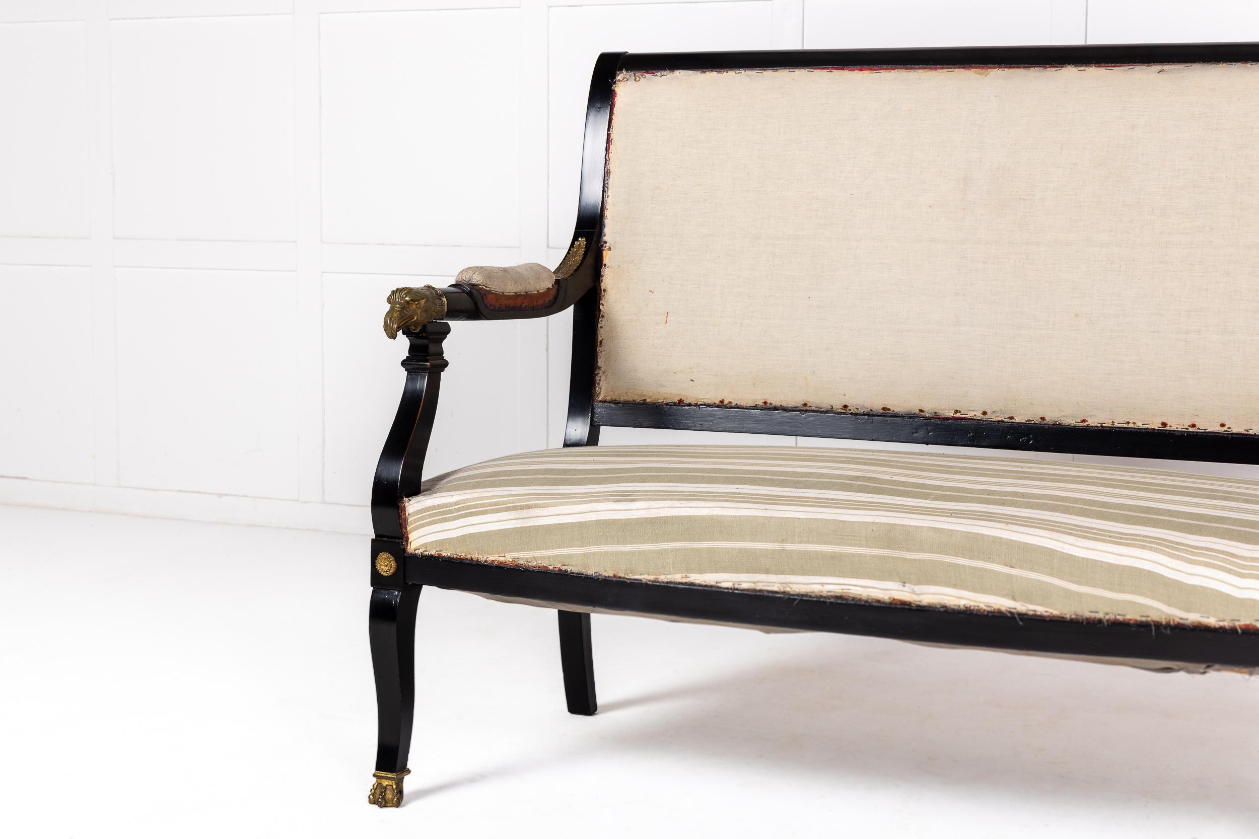 Ebonisiertes Sofa im französischen Empire-Stil im Zustand „Gut“ im Angebot in Gloucestershire, GB