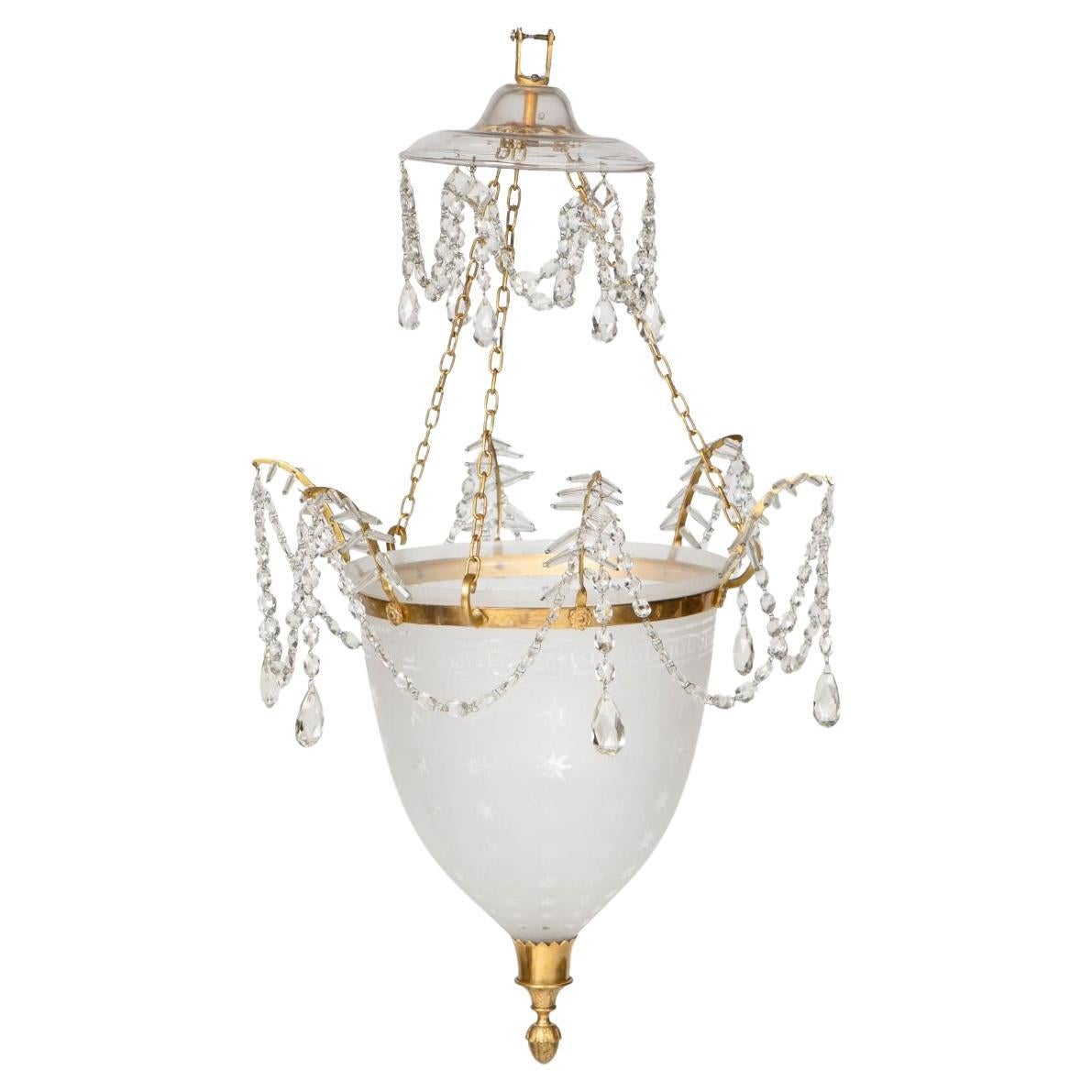 French Empire Style Frosted Glass Hanging Lamp with Gilt Bronze and Crystal Pris For Sale