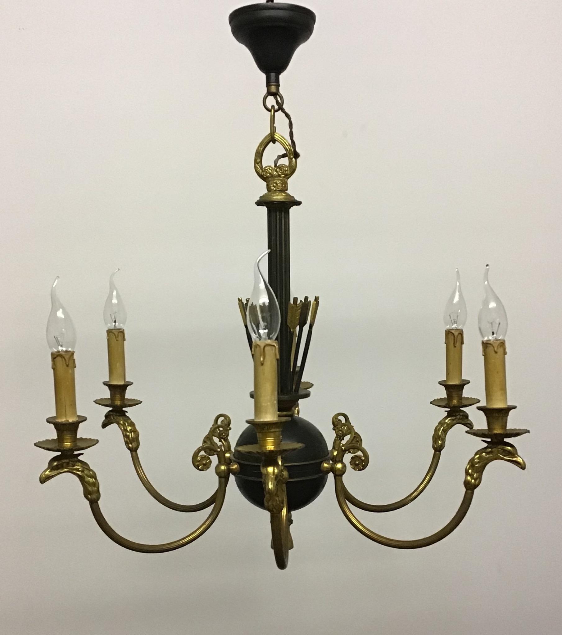 Mid-20th Century French Gilt Bronze Chandelier with Eagle Heads and Arrows, 1930s For Sale