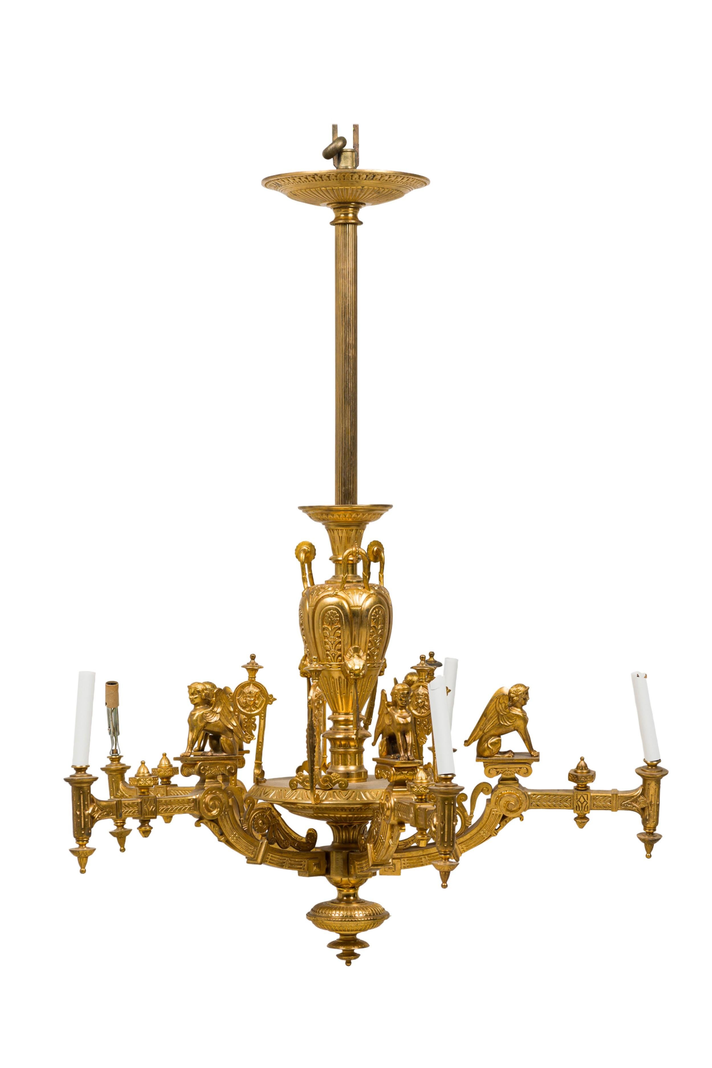 Französischer Empire-Stil Vergoldete Bronze Fünf-Licht-Kronleuchter (20. Jahrhundert) im Angebot
