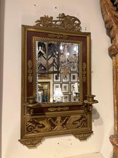 Candelero de Dos Luces de Bronce Dorado Estilo Imperio Francés con Decoración de Cisne