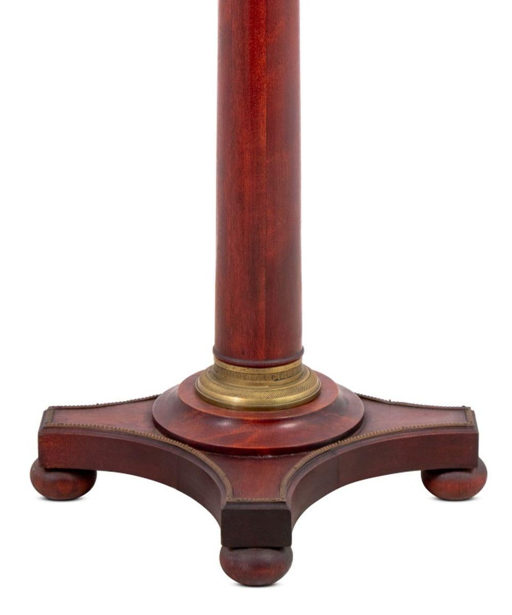 French Empire Style Gilt Metal Mahogany Pedestal (20. Jahrhundert) im Angebot