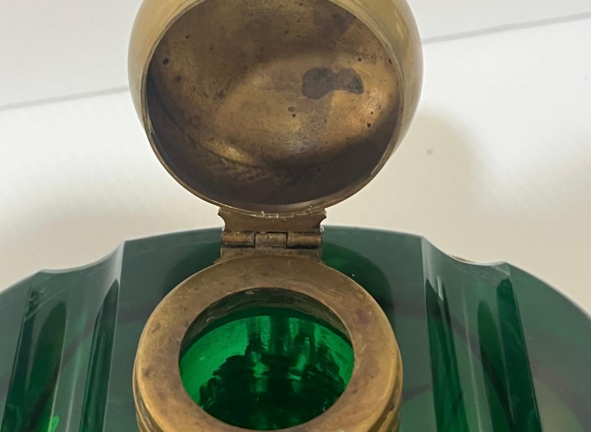 French Empire Style Green Glass Inkwell with Gilt Mounts For Sale 3
