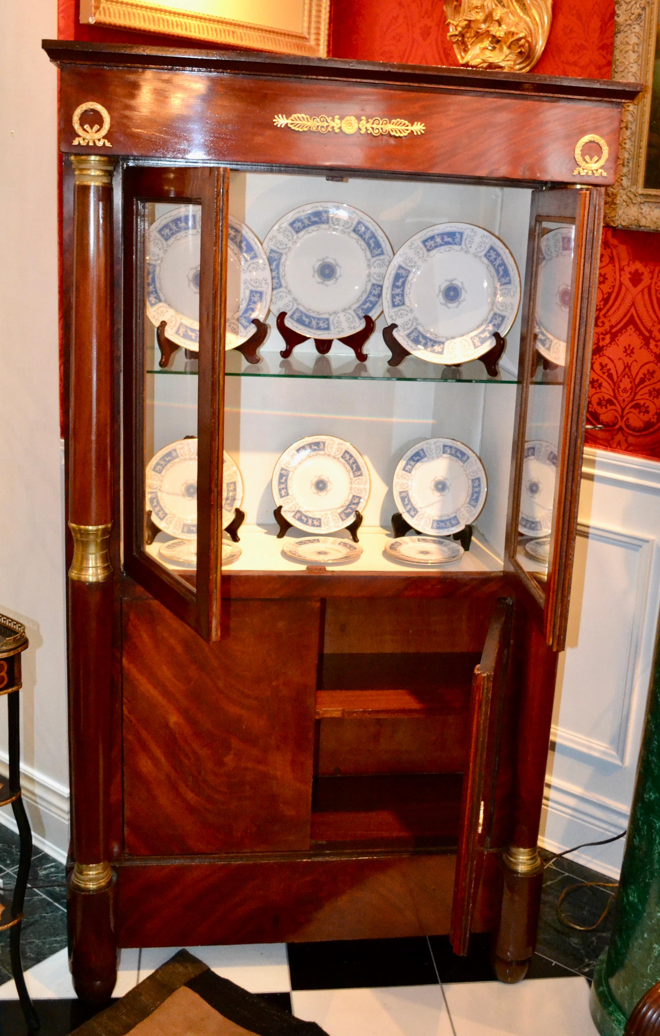 19th Century French Empire Style Mahogany and Gilt Bronze Bookcase / Display Cabinet For Sale