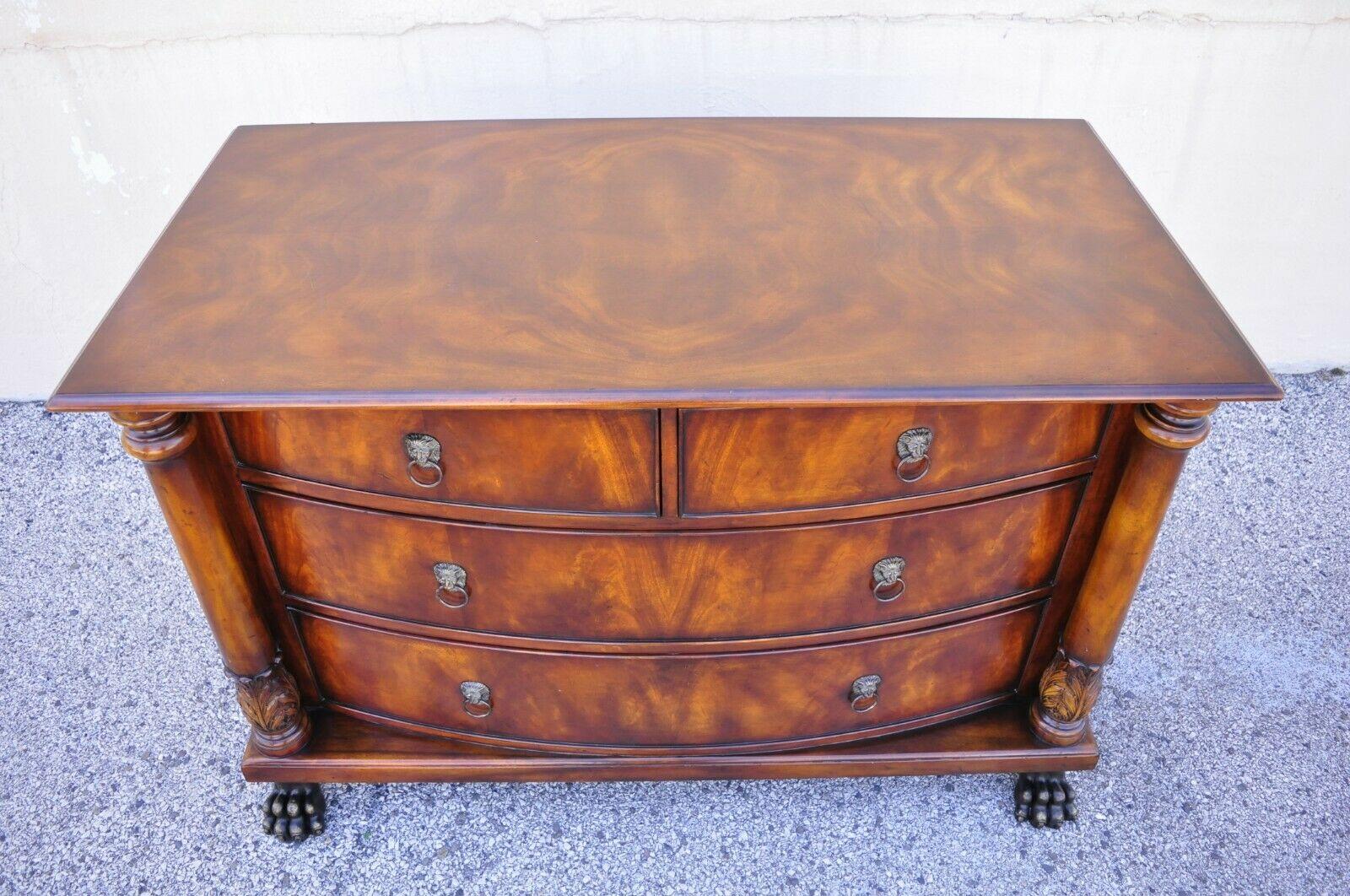 Commode de style Empire français en acajou avec pieds en pattes de bronze Bon état - En vente à Philadelphia, PA