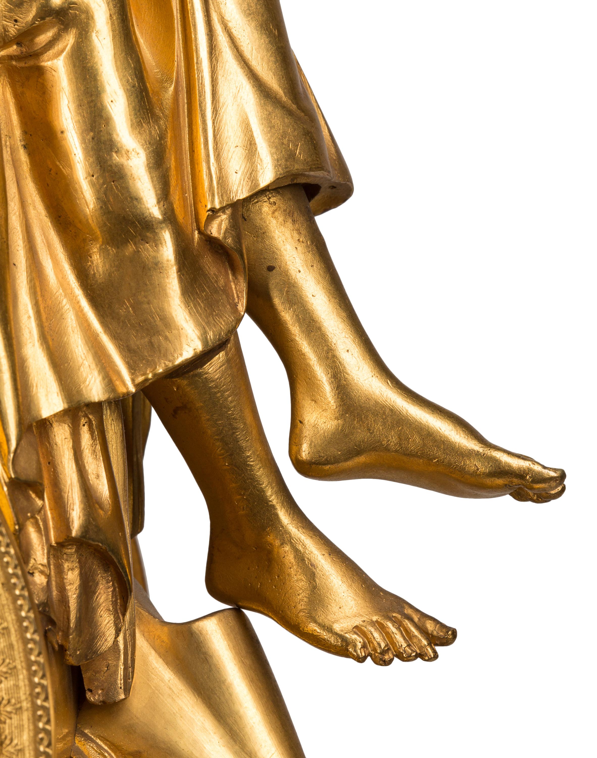 Cheminée Centre de style Empire français en bronze doré u2028u2028Horloge d'après Thomire en vente 4