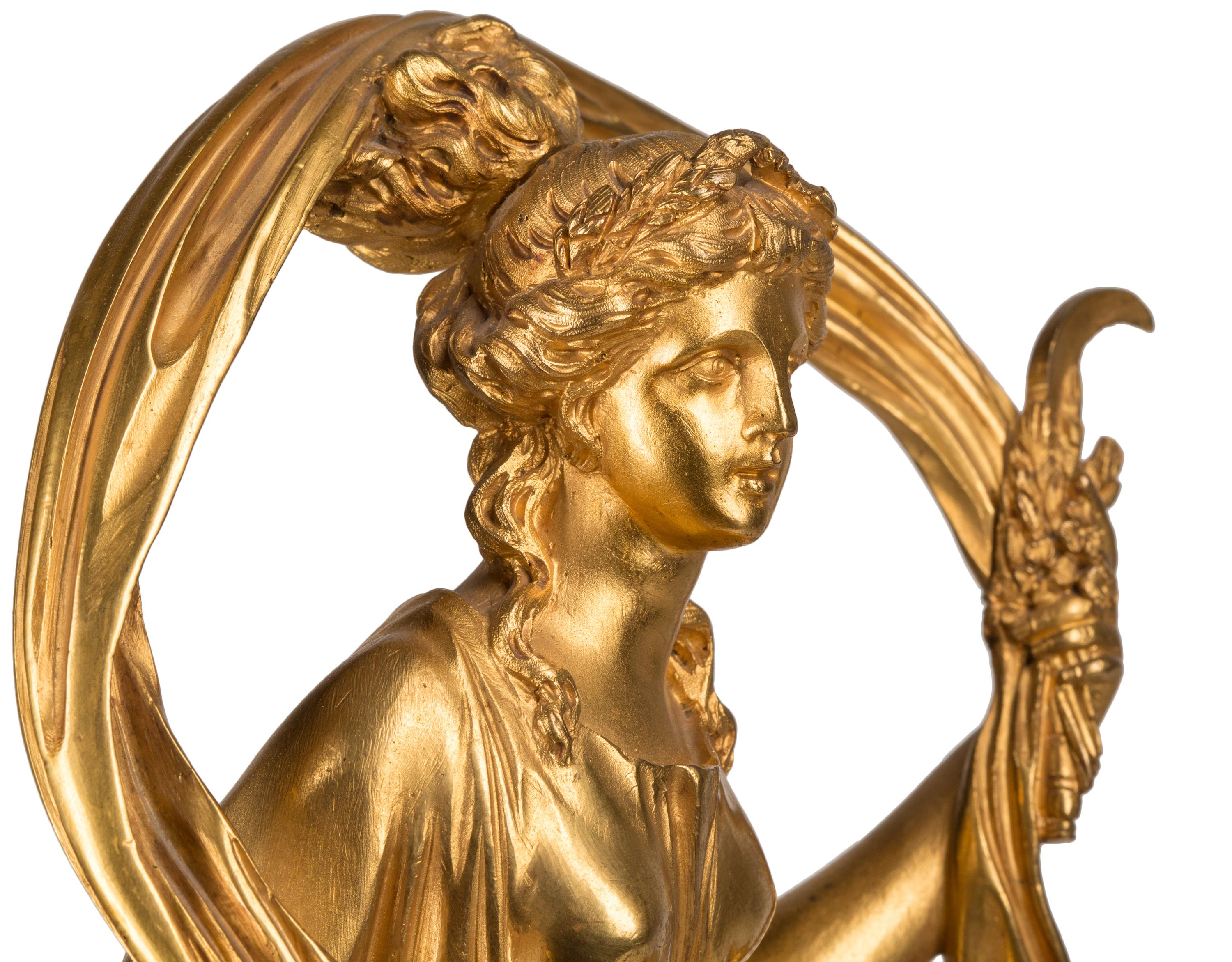 Cheminée Centre de style Empire français en bronze doré u2028u2028Horloge d'après Thomire en vente 3