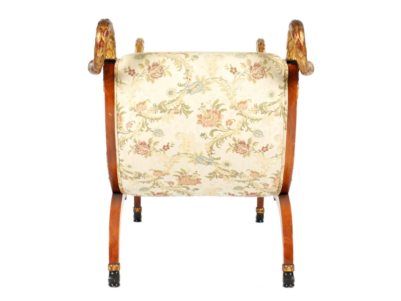 French Empire Style Parcel Giltwood Swan Recamier For Sale 3