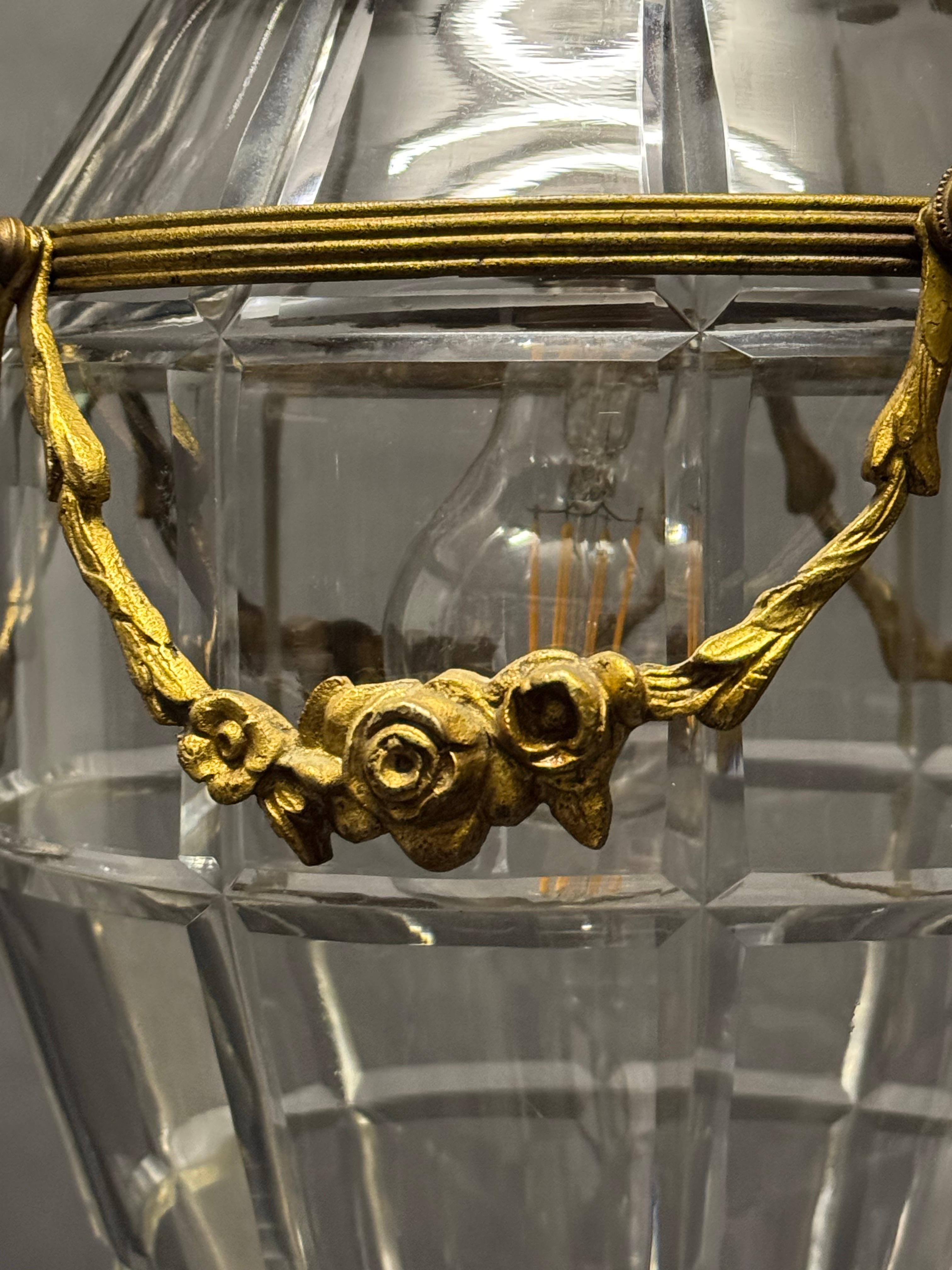 Französische Empire-Laterne mit Bronze und geschliffenen Kristallen, um 1900 im Angebot 1