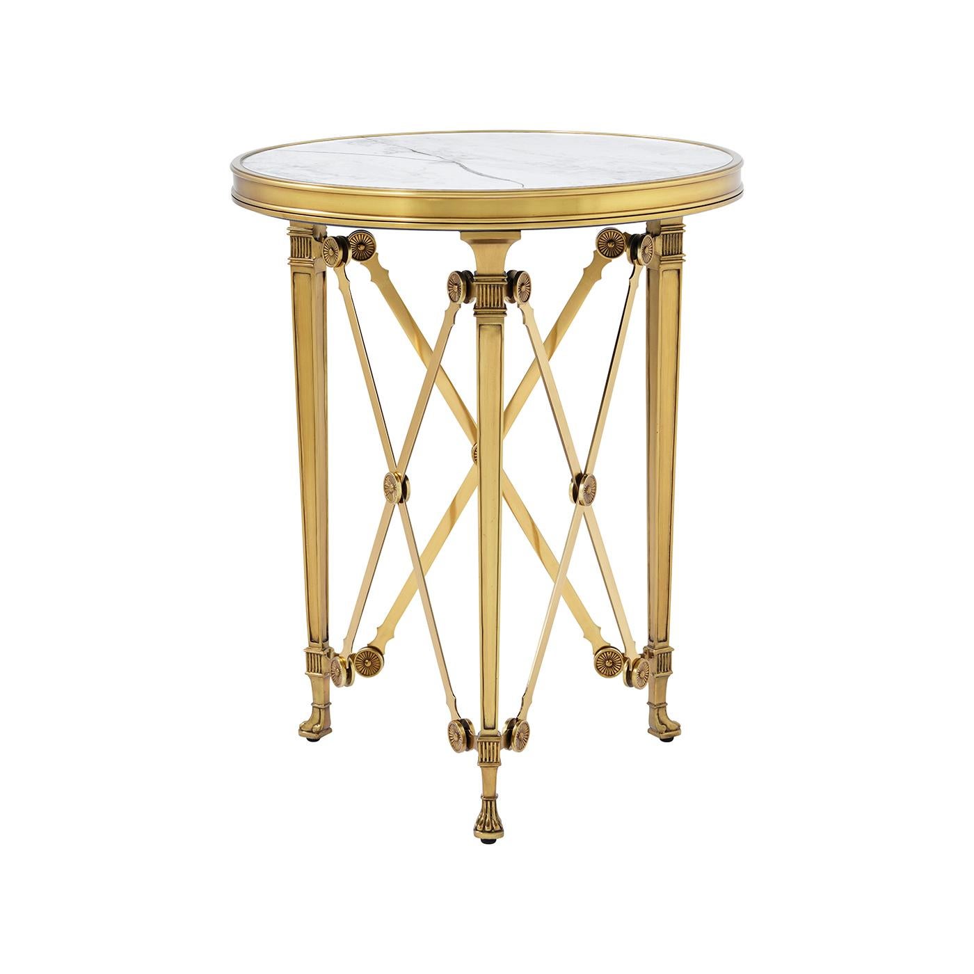 Vietnamien Table d'appoint ronde de style Empire français en vente