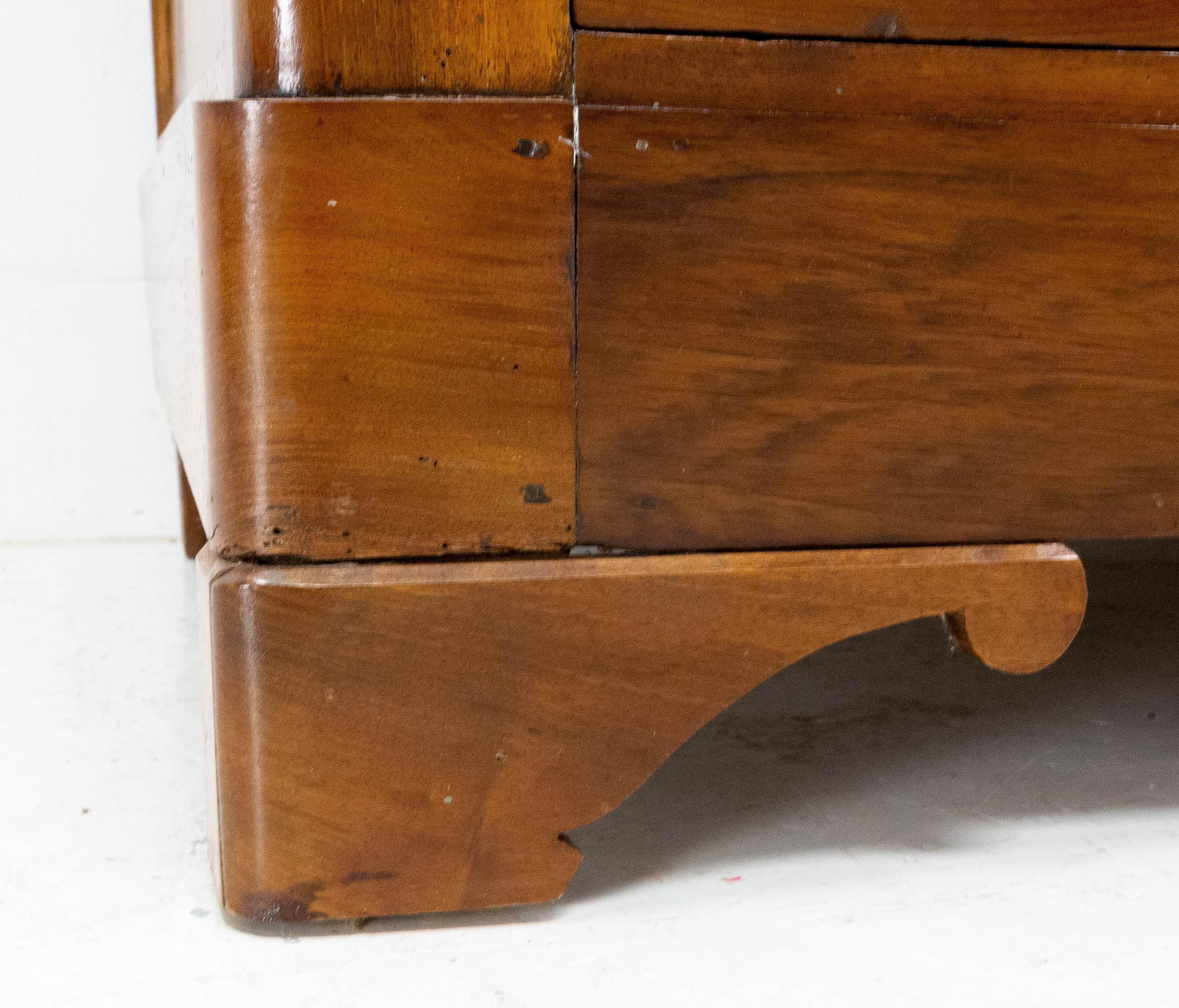 French Empire Style Walnut Commode Chest of Drawers, circa 1820 7