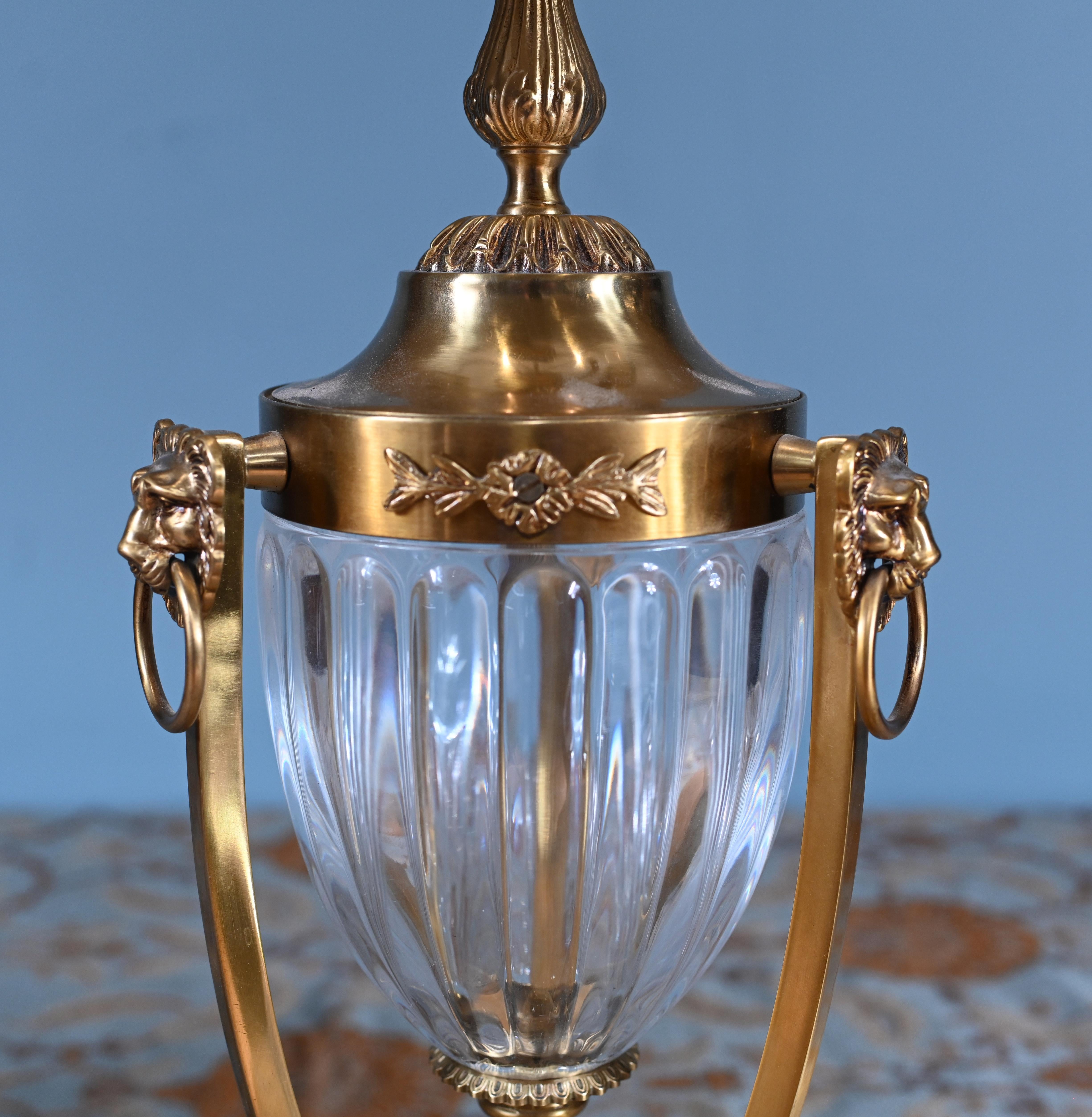 Lámpara de mesa Imperio francés Luz de cristal dorado Provincial francés en venta