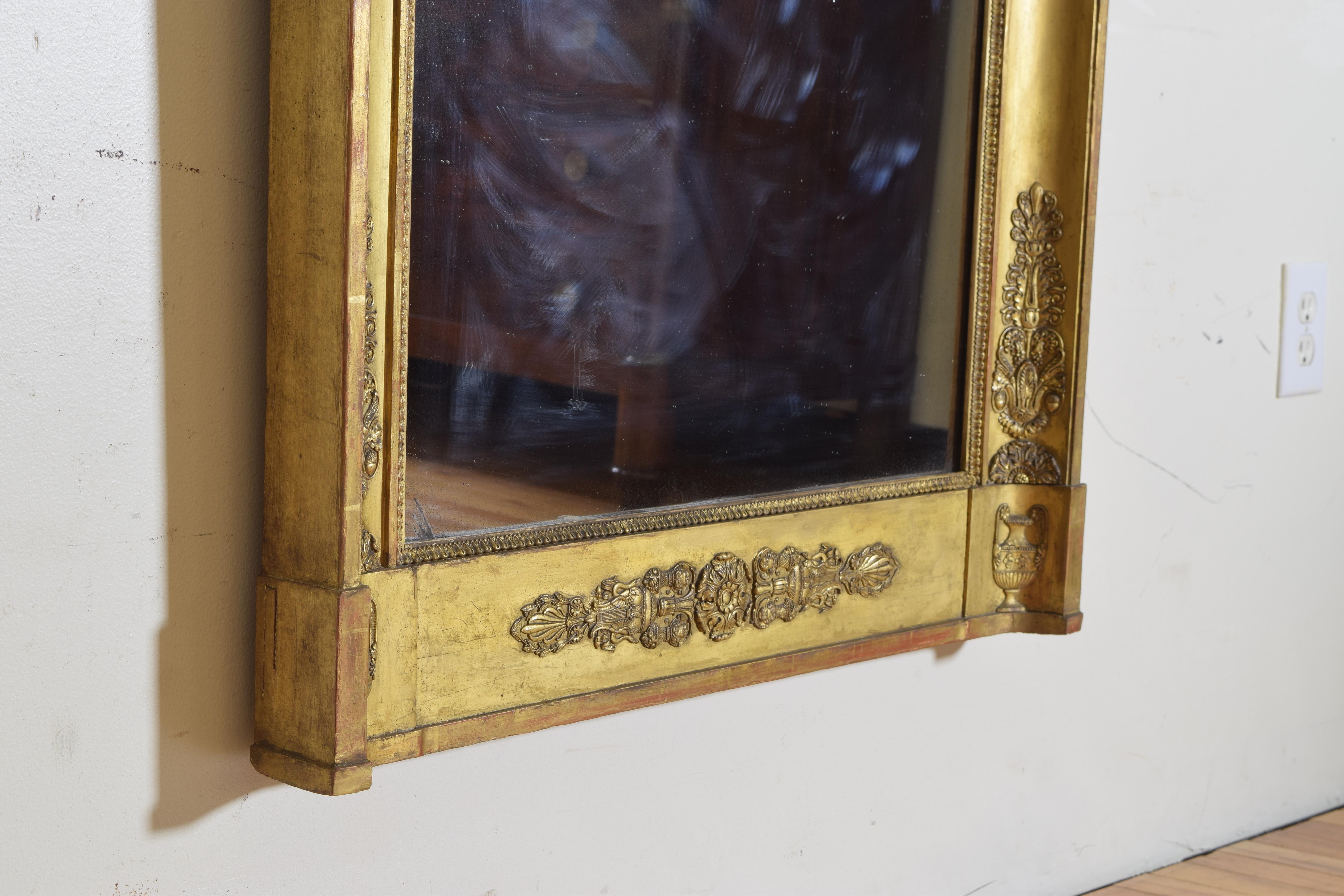 French Empire Tall Carved Gitwood and Gilt-Gesso Mirror For Sale 4