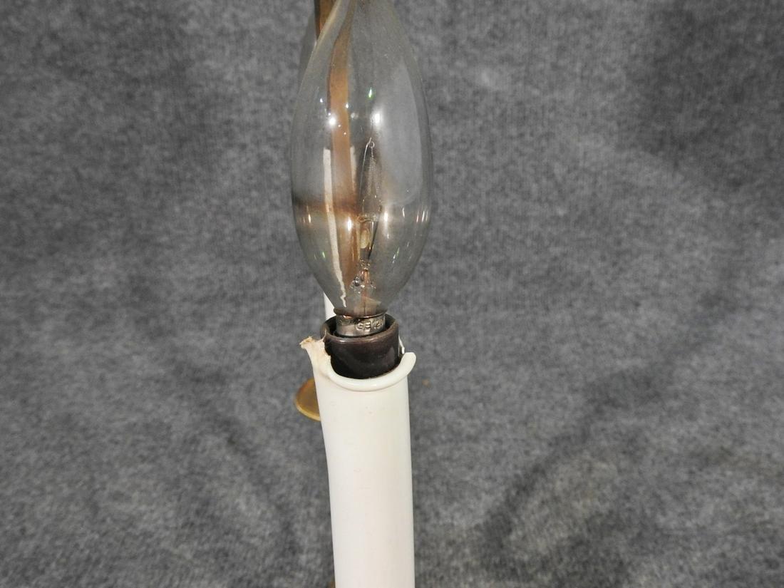 French Empire Tole Painted Metal Shade Brass Bugle Table Lamp, circa 1950s For Sale 2