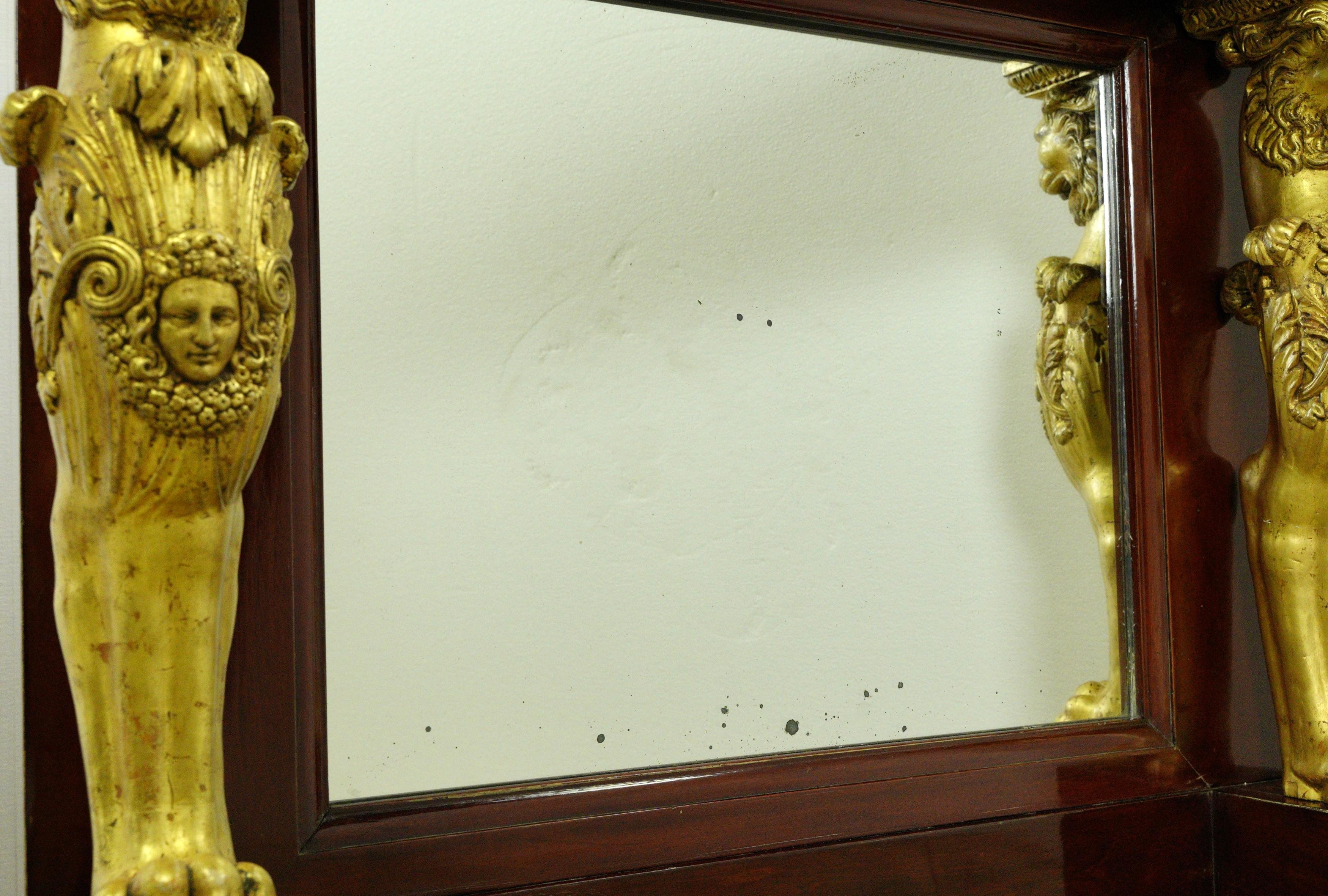 Imperio Francés Madera Frente Espejo Barra de Almacenamiento León de Oro Tapa de Mármol Negro siglo XX en venta