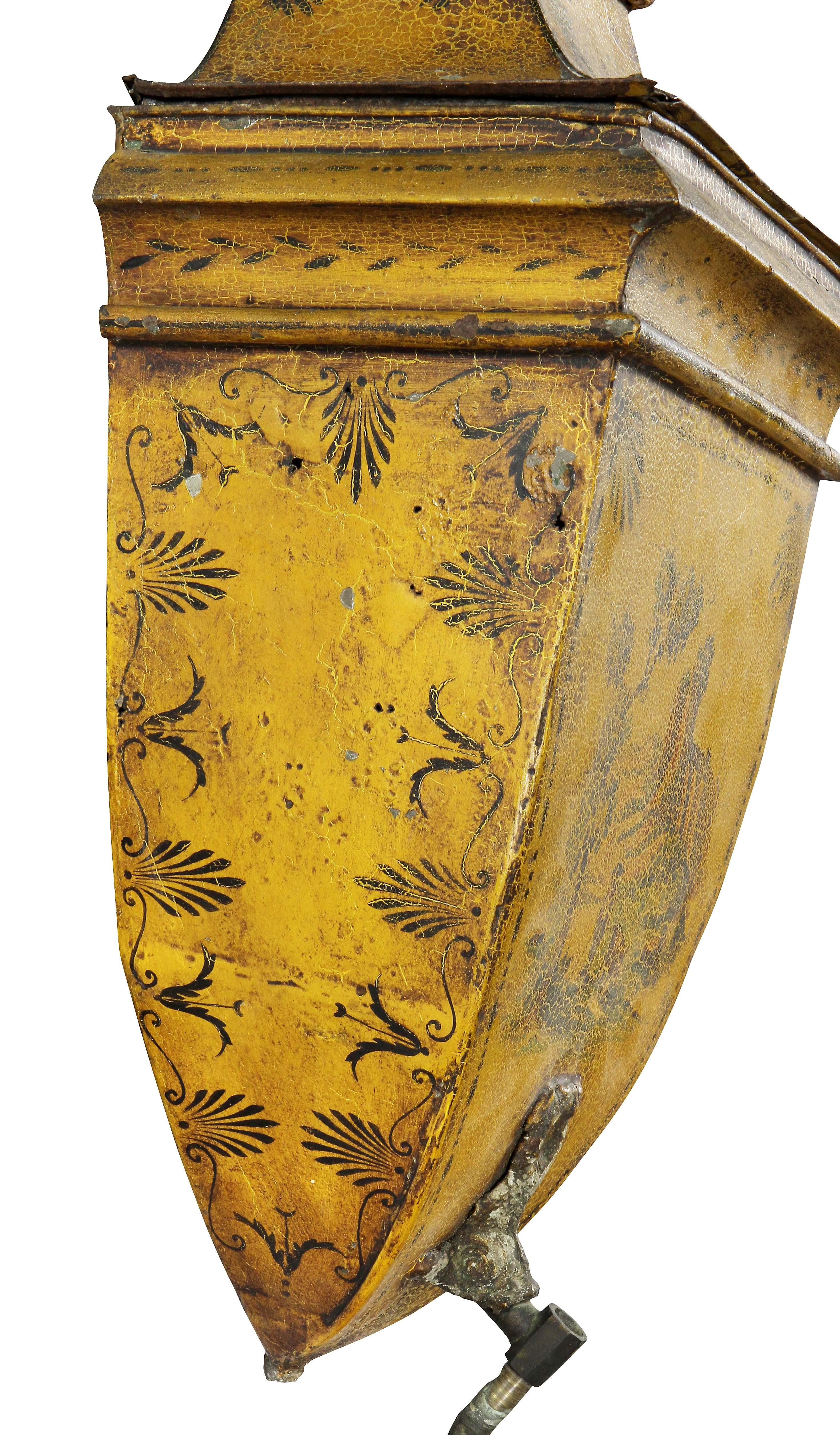 French Empire Yellow Tole Lavabo For Sale 3