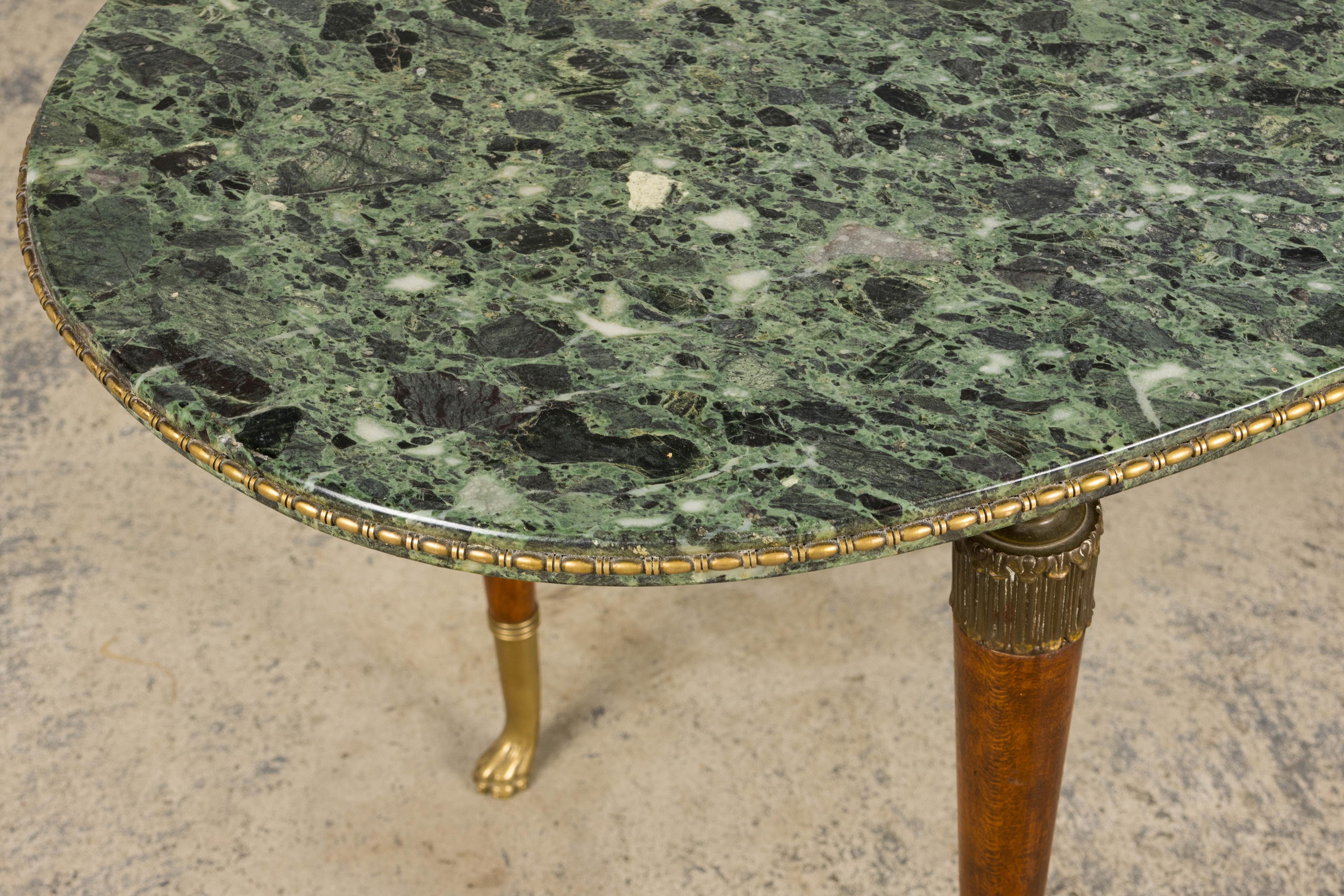 Table basse en marbre vert de style Greene & Greene en vente 1