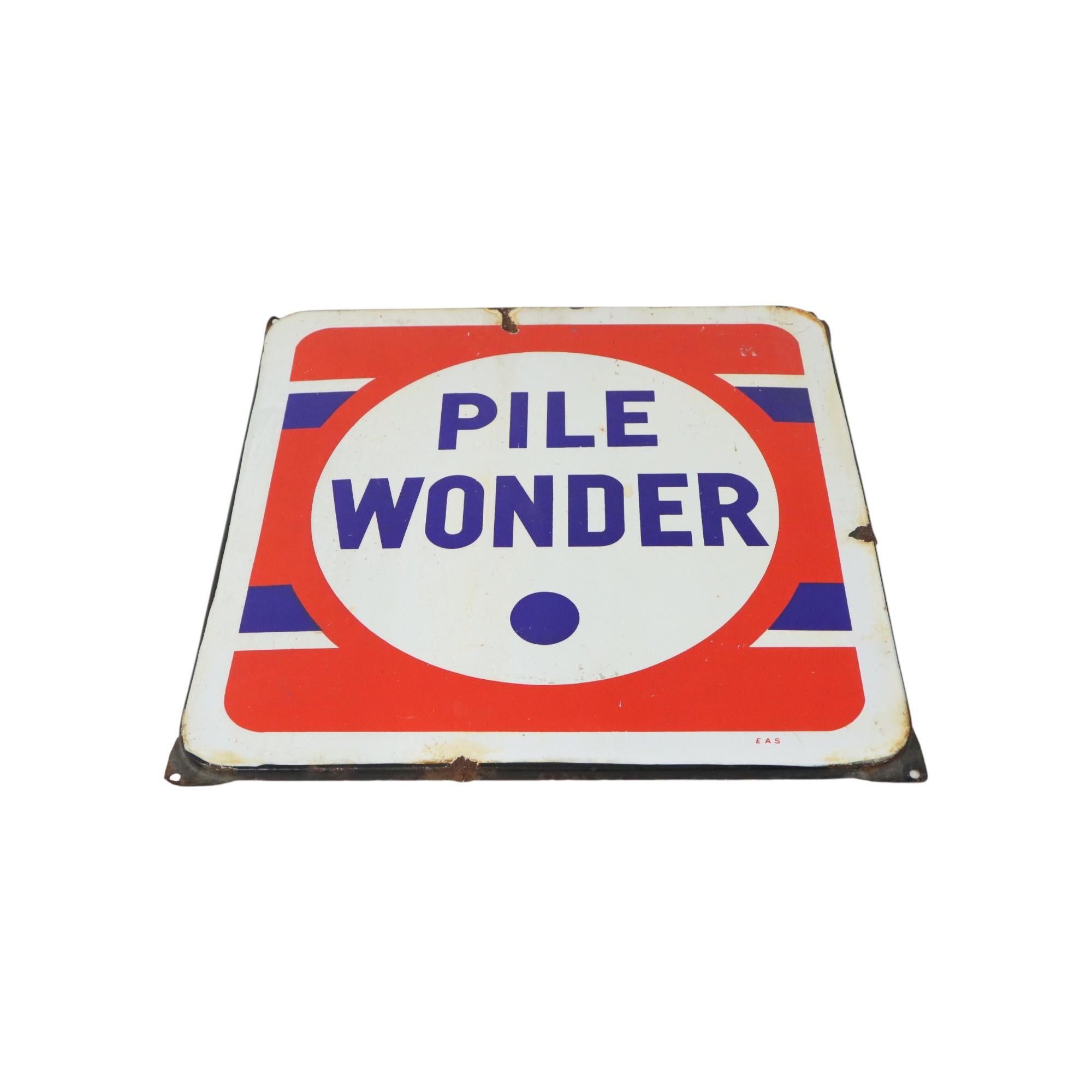 Cartel publicitario esmaltado francés Pile Wonder 50s Mancave 43x43cm Francés en venta