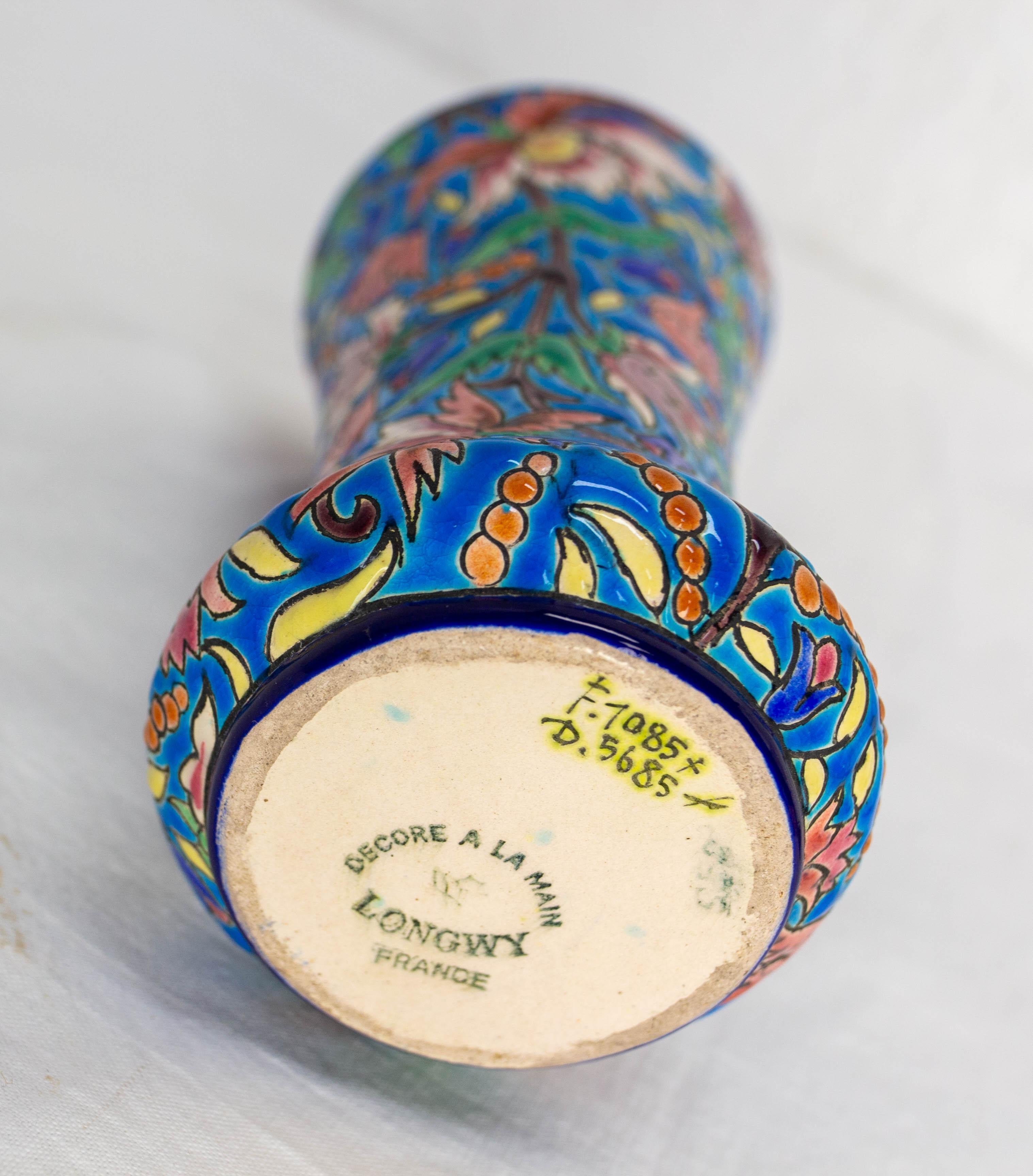 Französische emaillierte Vase Longwy Manufaktur Blau mit pflanzlichen Motiven um 1960 (Fayence) im Angebot