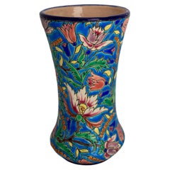 Französische emaillierte Vase Longwy Manufaktur Blau mit pflanzlichen Motiven um 1960