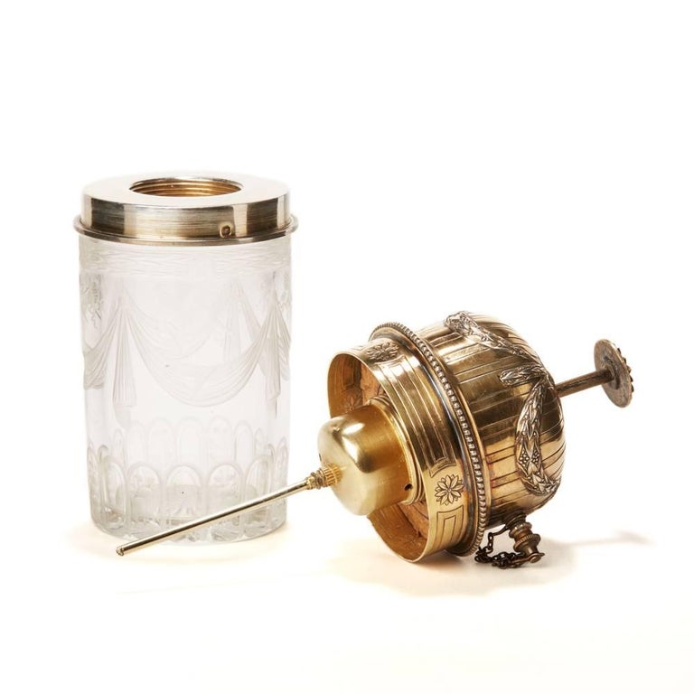 French Engraved Glass Silver Mounted Atomiser 19th Century For Sale 4