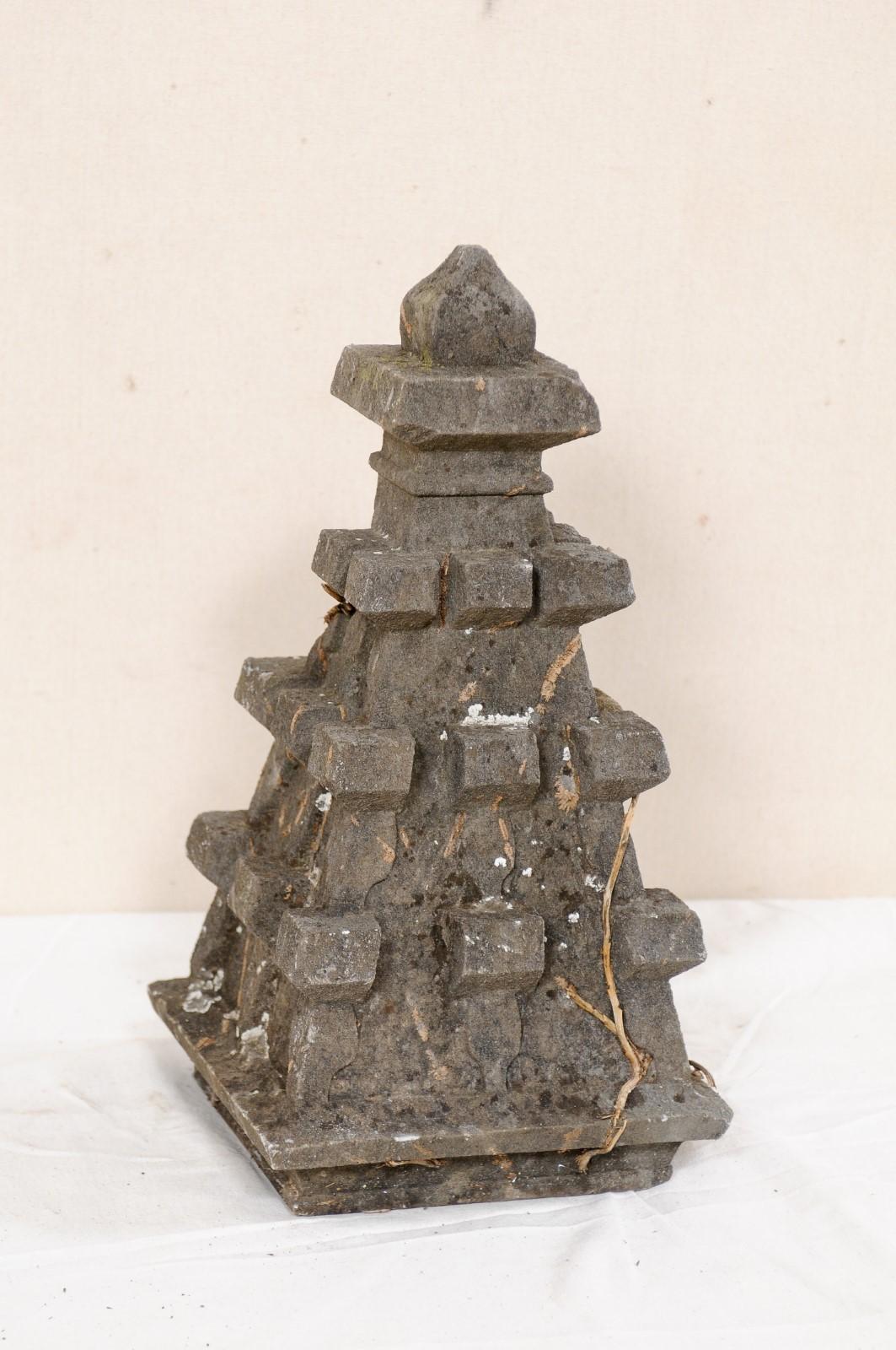 A French stone architectural finial. This epis de faitage (or finial) stands approximately 19.25
