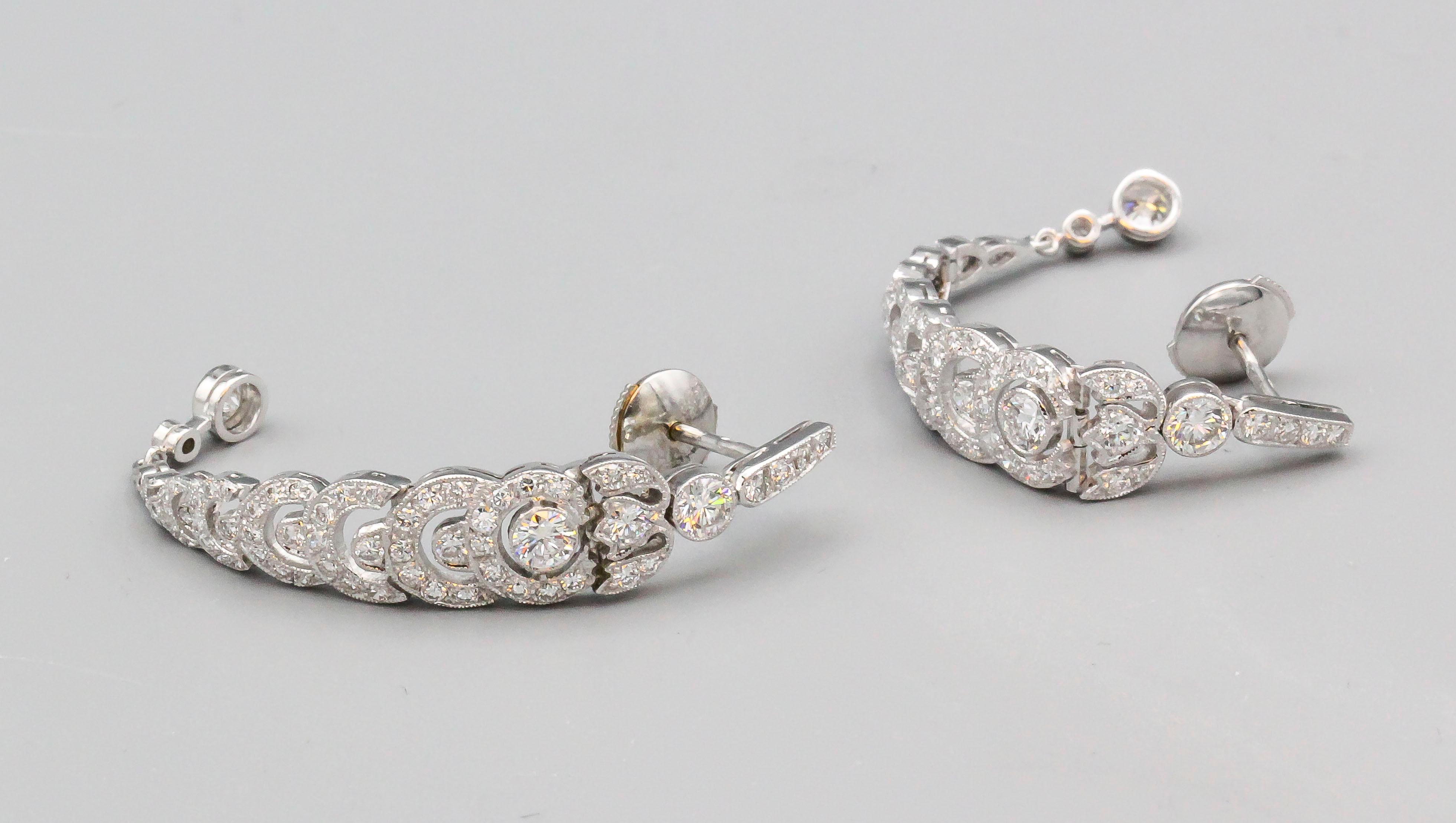 French Estate Diamond and 18 Karat White Gold Drop Earrings In Good Condition In New York, NY
