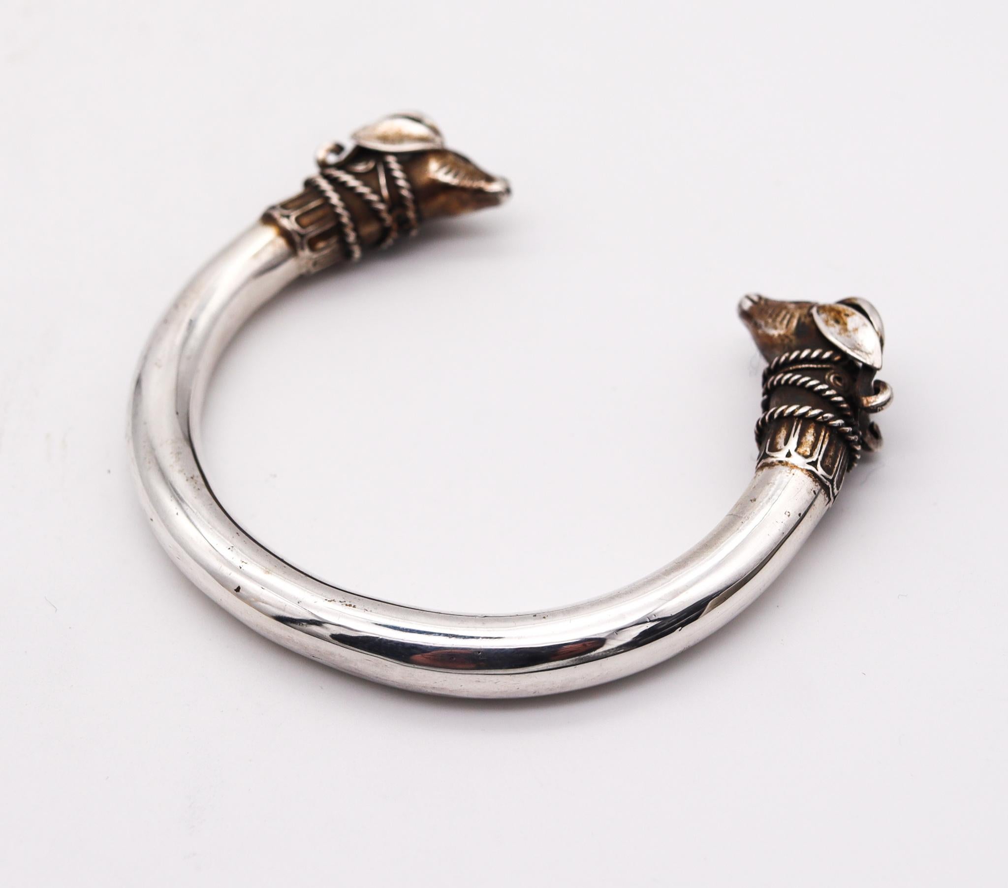French Etruscan Revival Rams Bracelet Cuff in Solid .925 Sterling Silver In Excellent Condition For Sale In Miami, FL