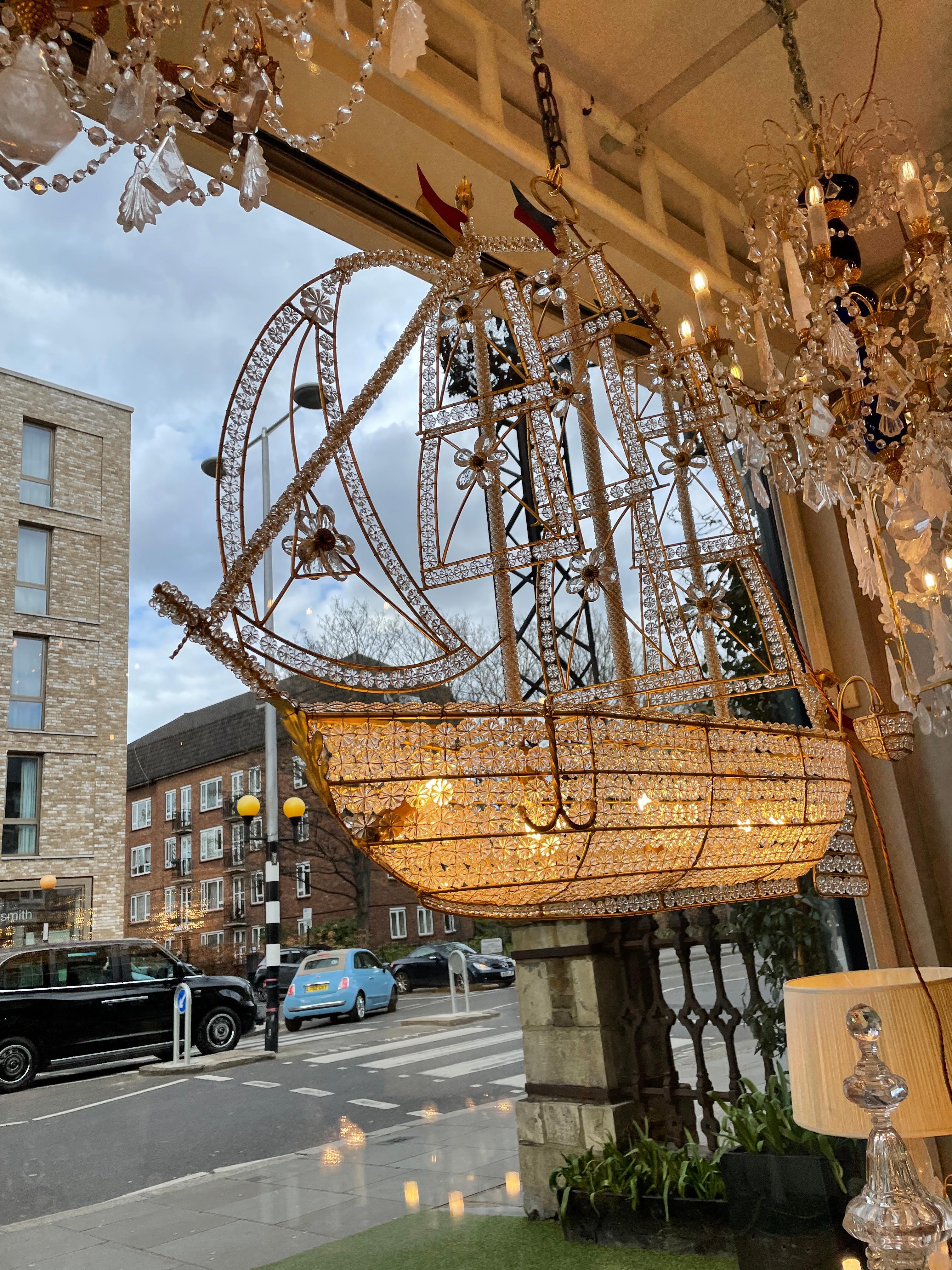 French Exceptional Ship Chandelier in crystal and gilt metal 4