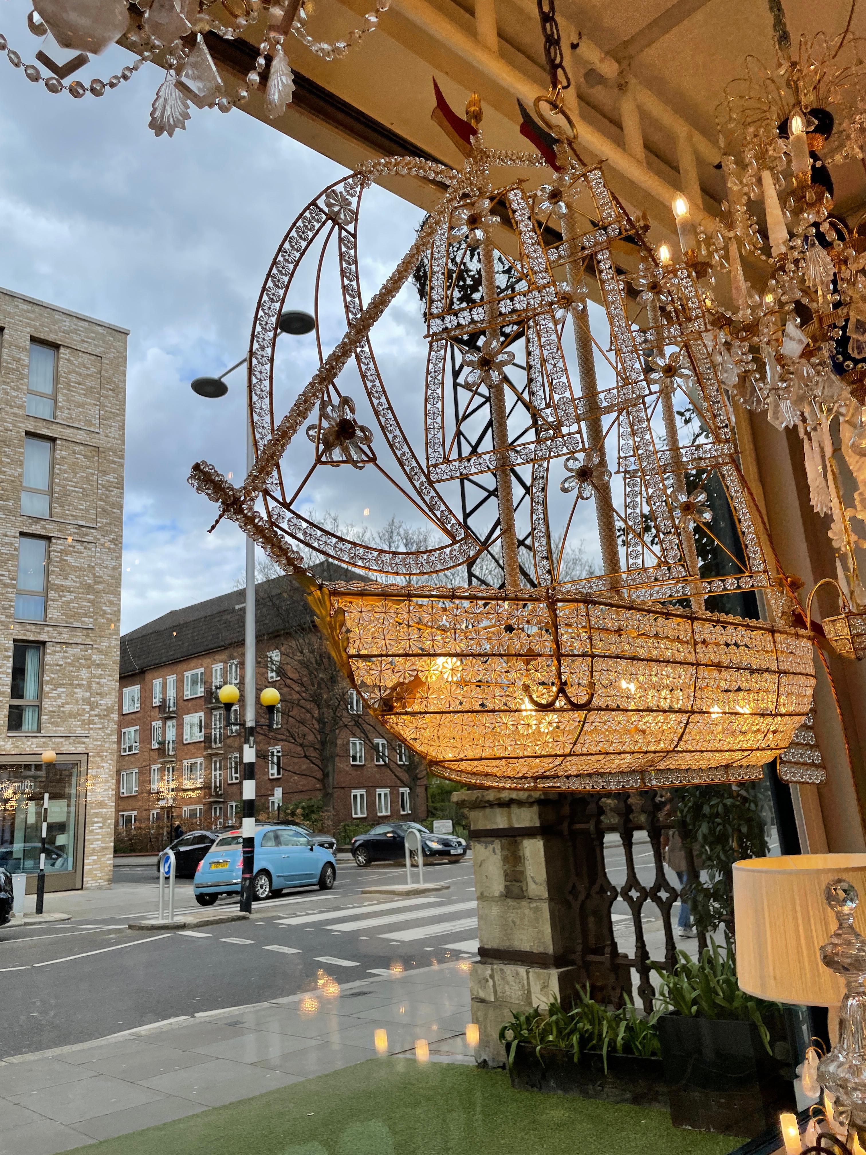 French Exceptional Ship Chandelier in crystal and gilt metal 1