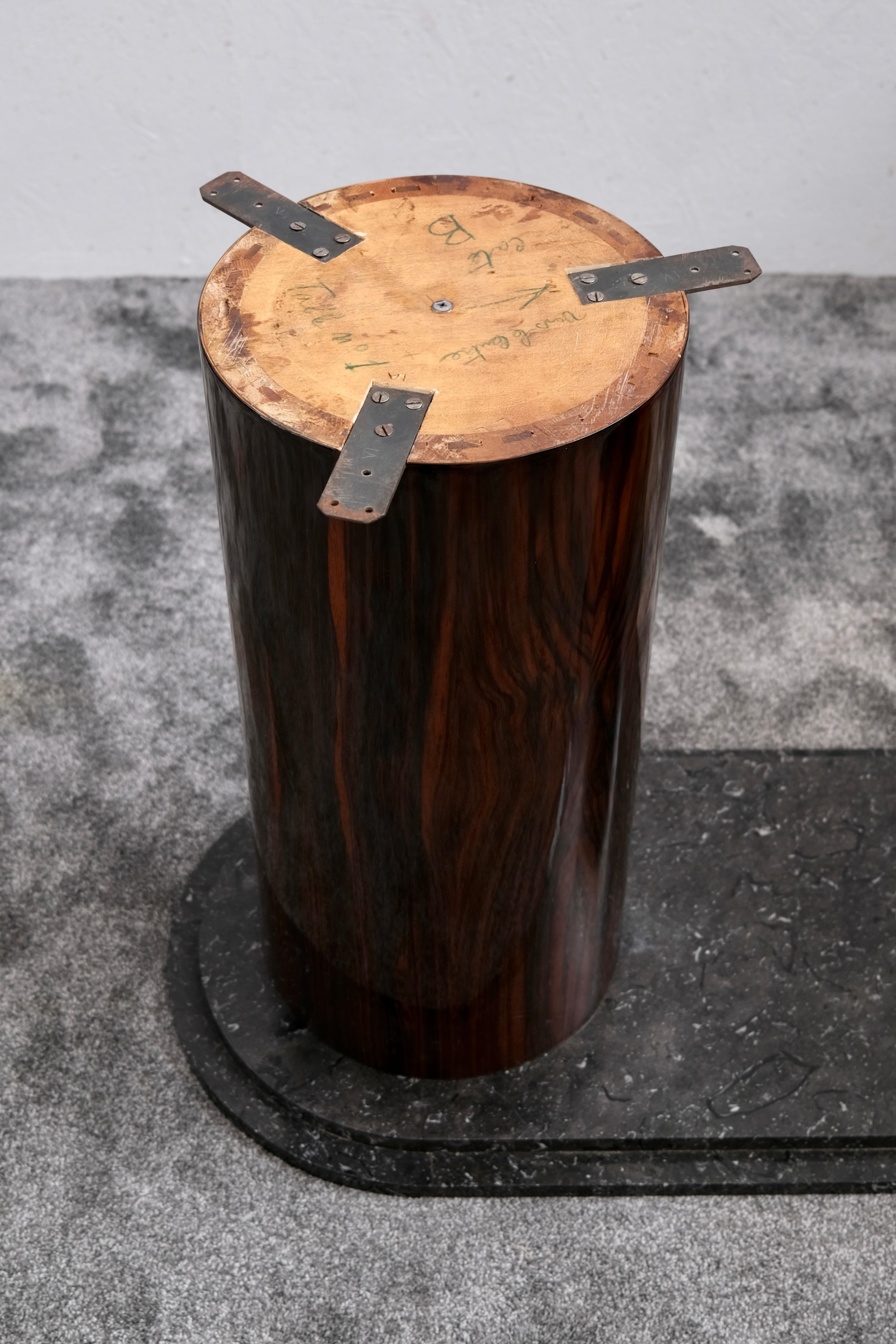 Mesa de comedor francesa Art Decó extensible en macasar y negro con mármol, años 30 en venta 12