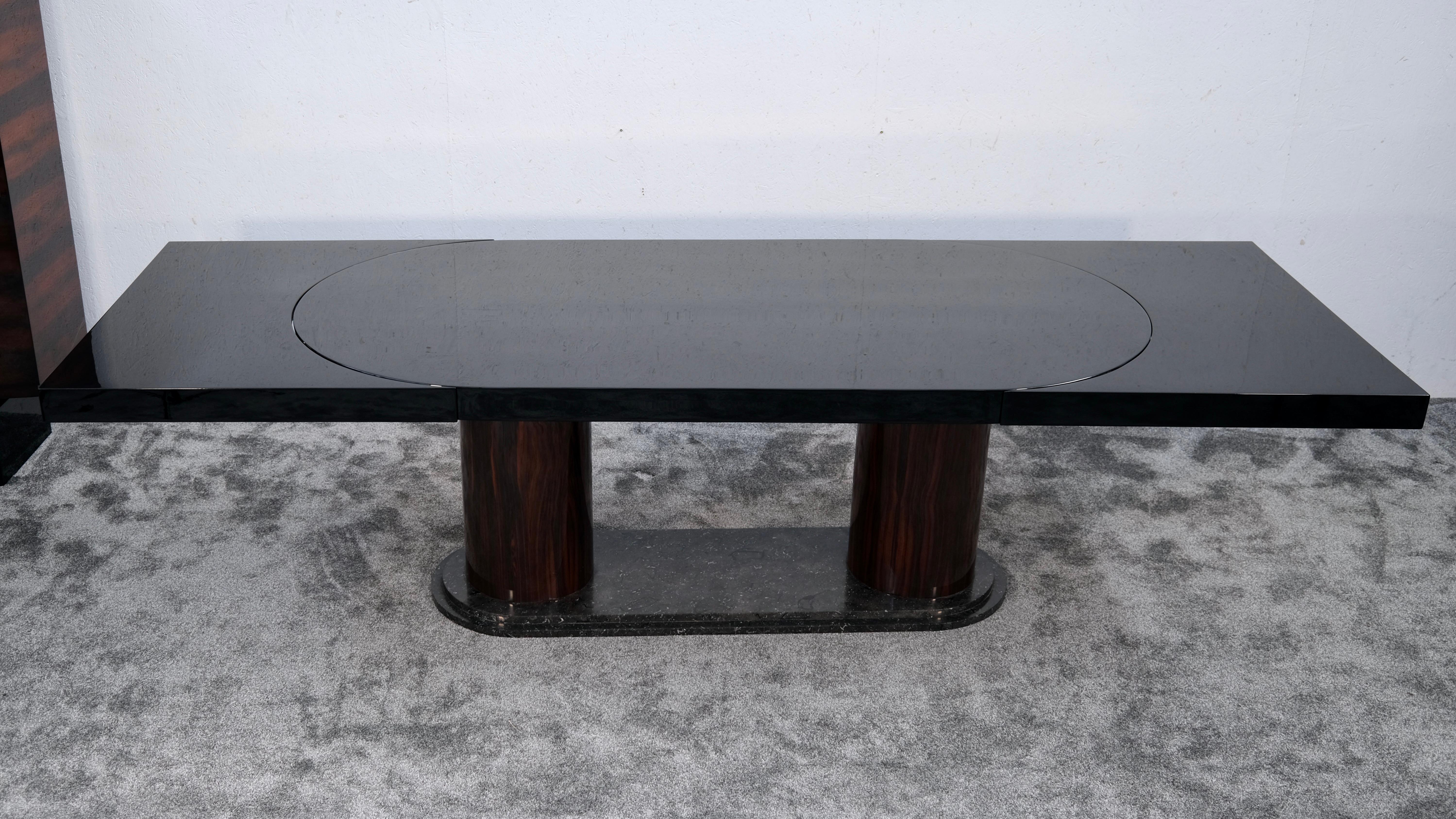 Mesa de comedor francesa Art Decó extensible en macasar y negro con mármol, años 30 en Bueno estado para la venta en Ulm, DE