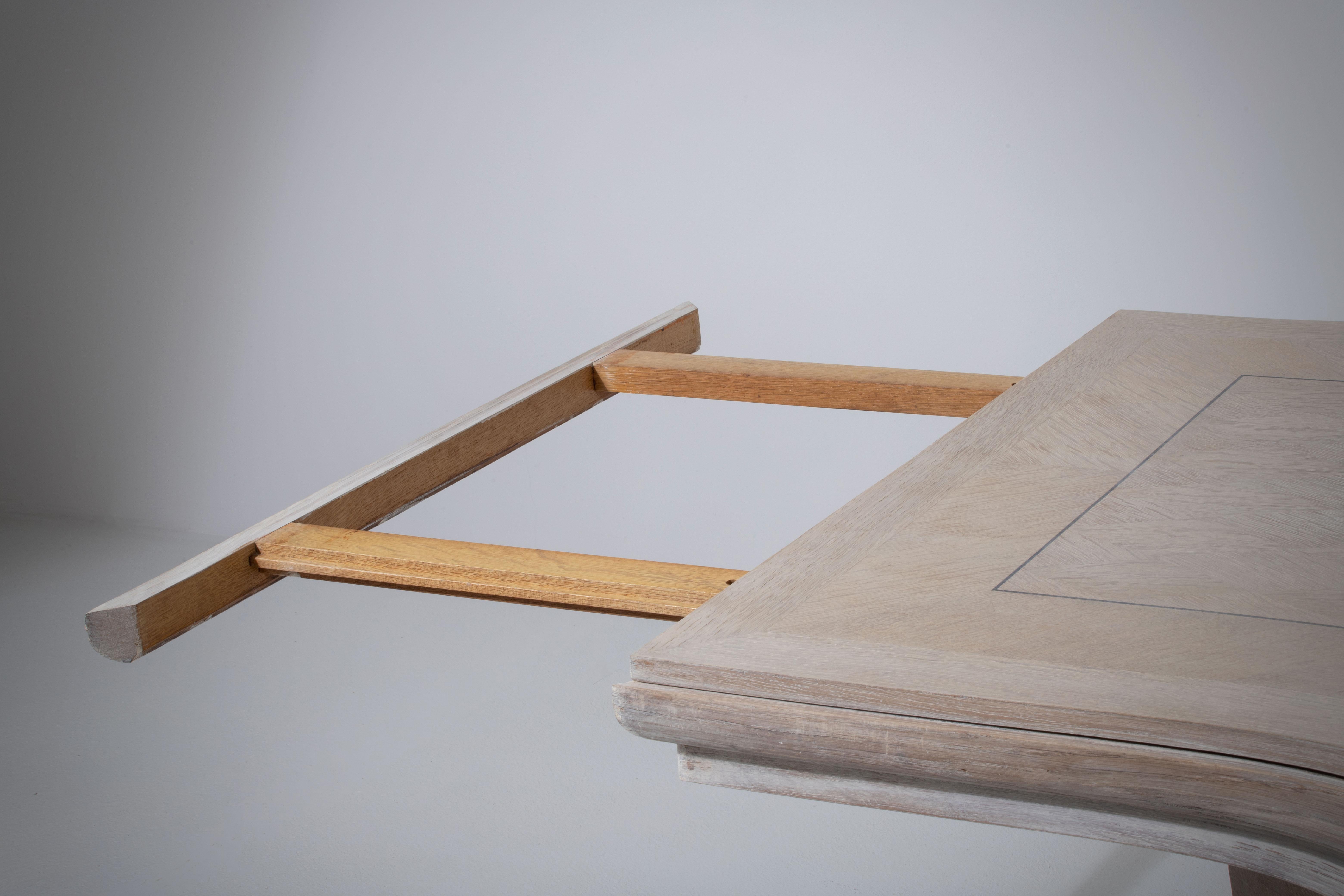Table Art Déco française à rallonge extensible en chêne, Dudouyt, années 1940 en vente 5