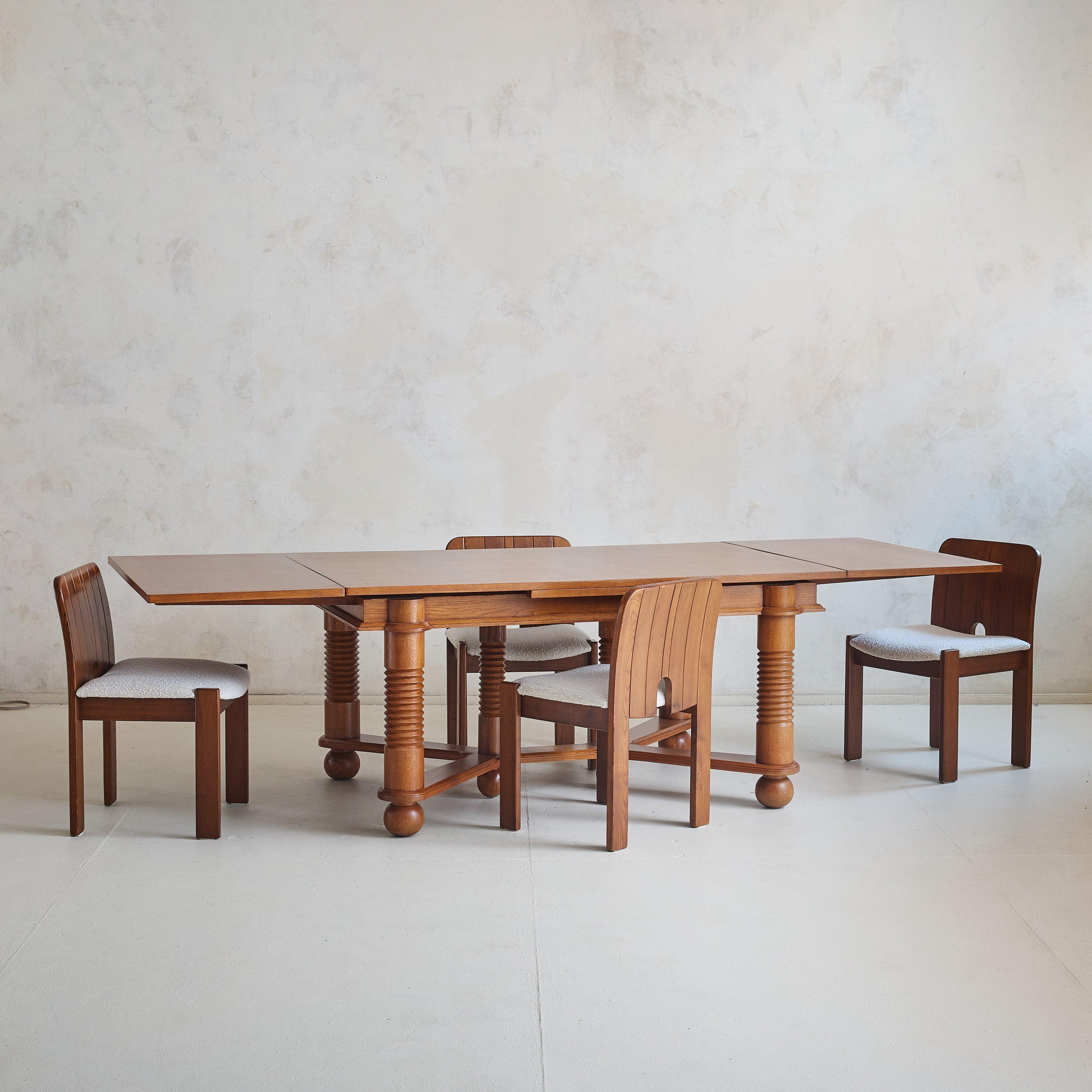 French Extendable Oak Dining Table Attributed to Charles Dudouyt, 1940s In Excellent Condition In Chicago, IL