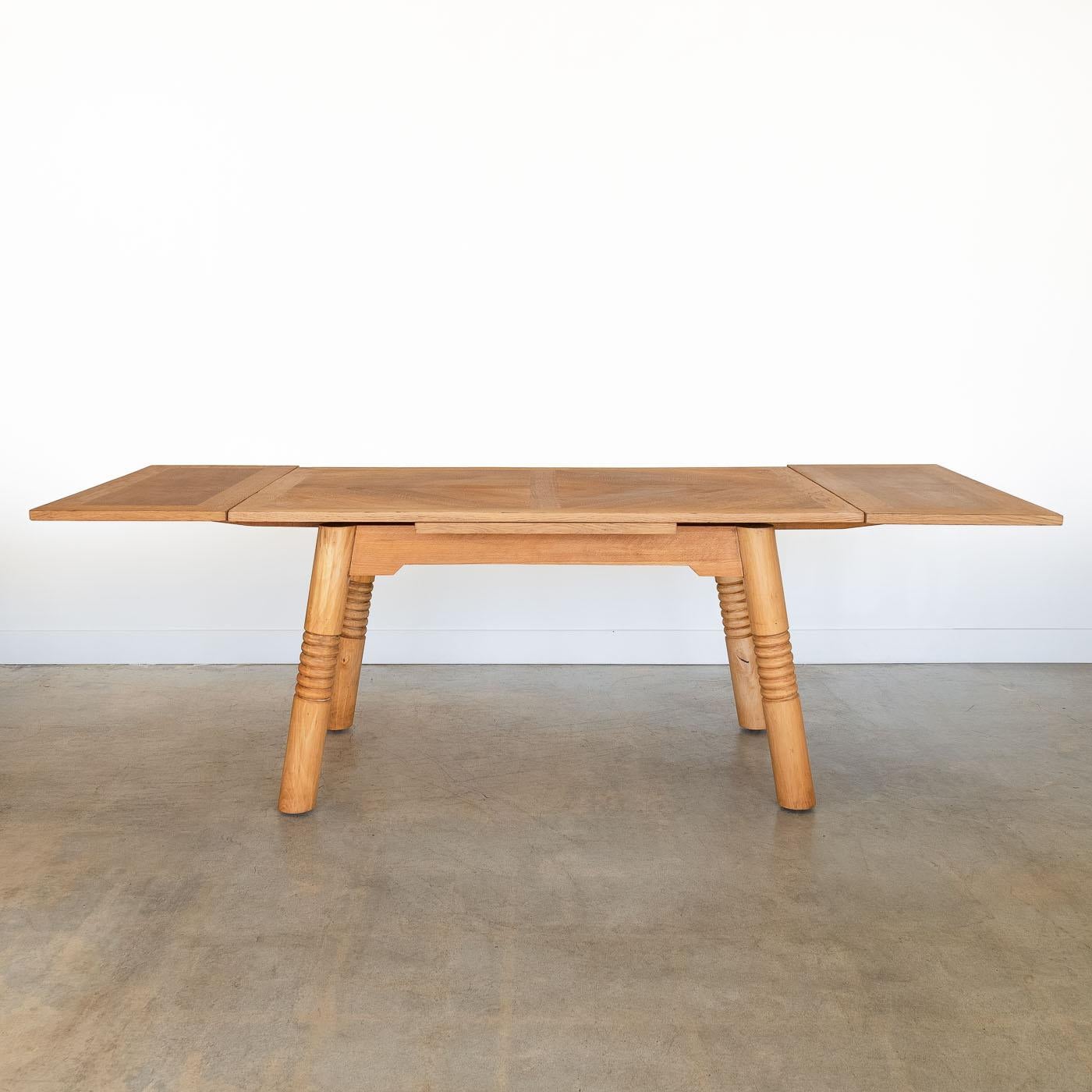 Table ou bureau extensible français par Charles Dudouyt en vente 4