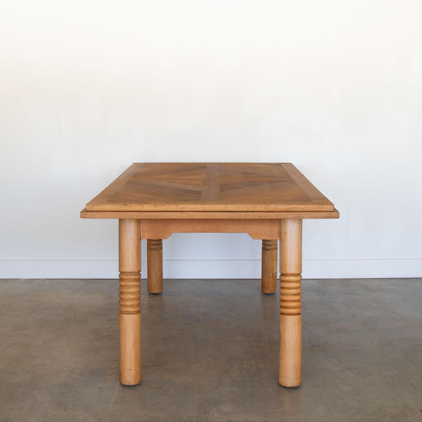 Table ou bureau extensible français par Charles Dudouyt en vente 2
