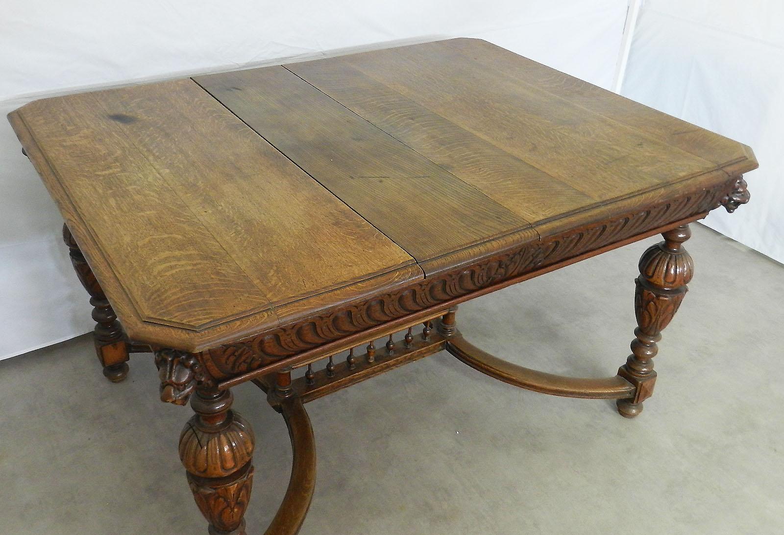 French Extending Dining Table Carved Oak 19th Century Renaissance Rev Lion Heads In Good Condition In Labrit, Landes