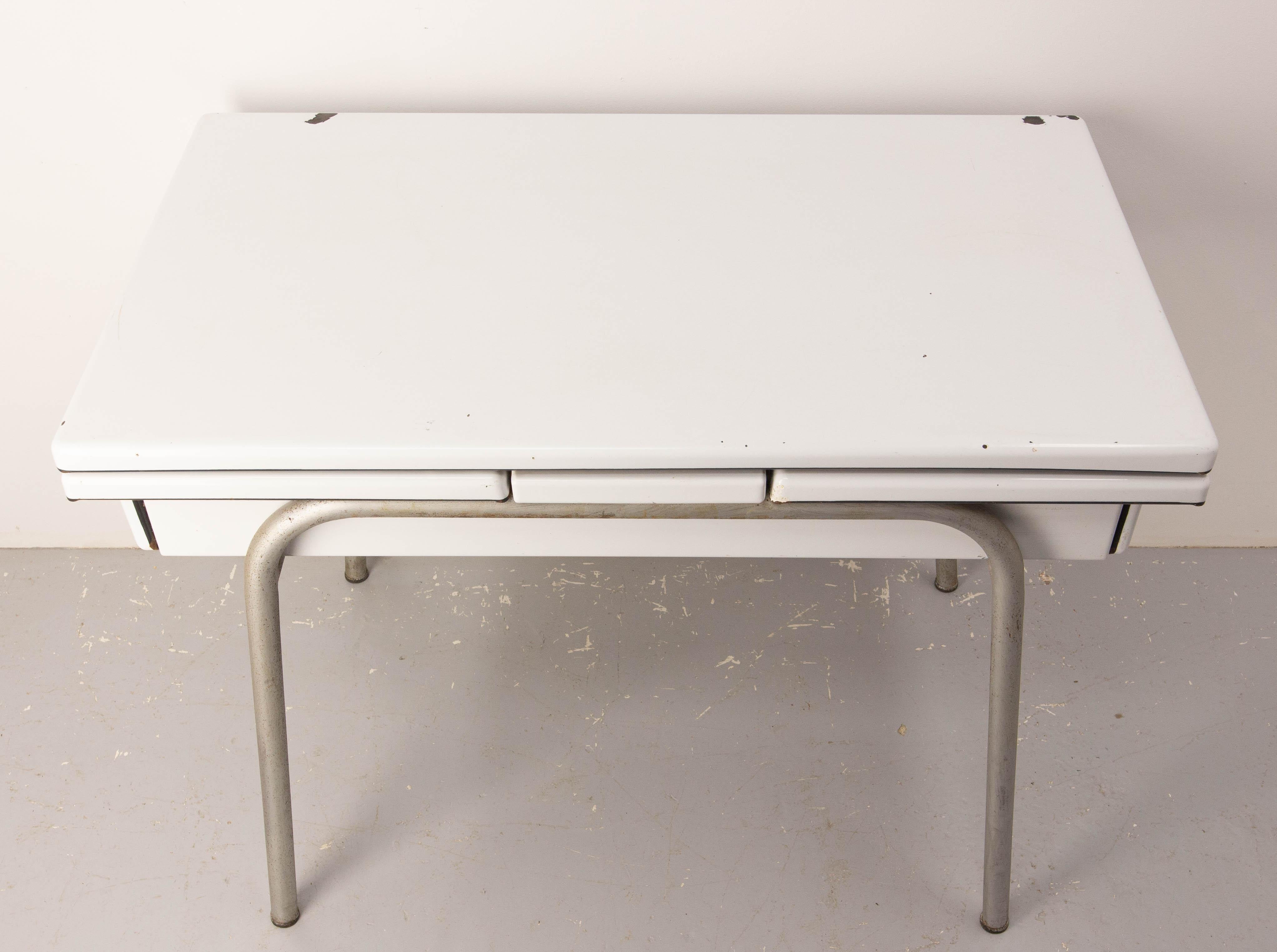 French Extending Dining Table Enamelled Metal & Chrome, circa 195 For Sale 3