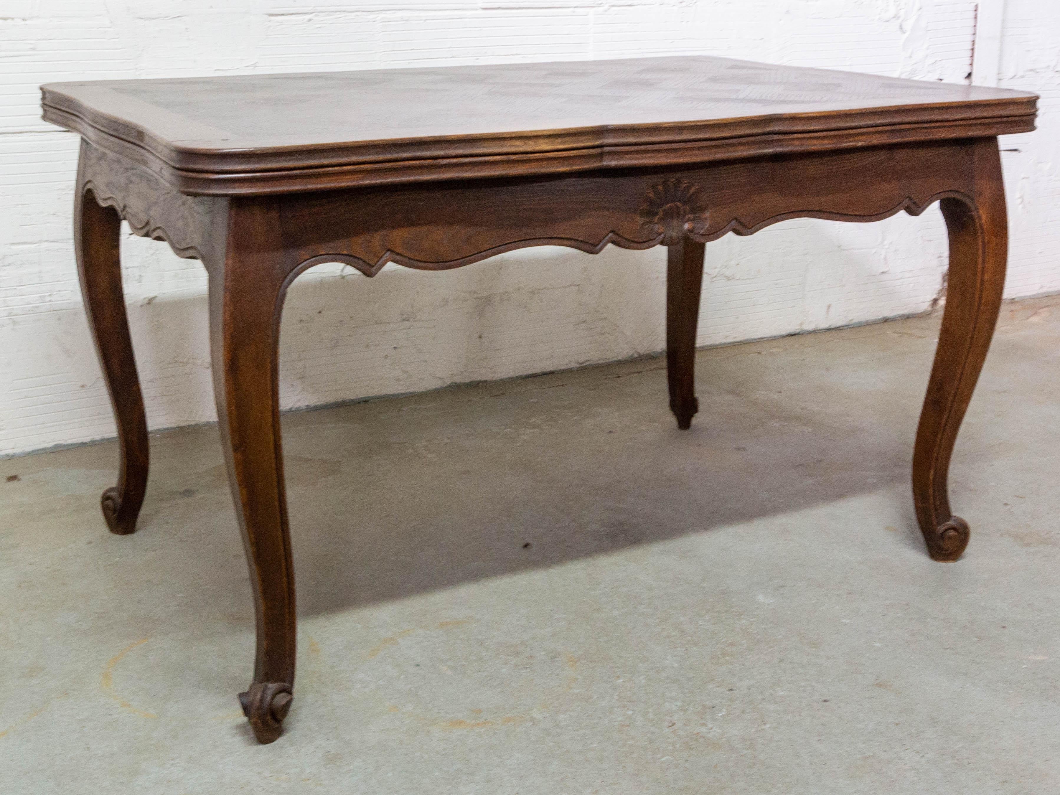 20th Century French Extending Dining Table Louis XV Style, circa 1960