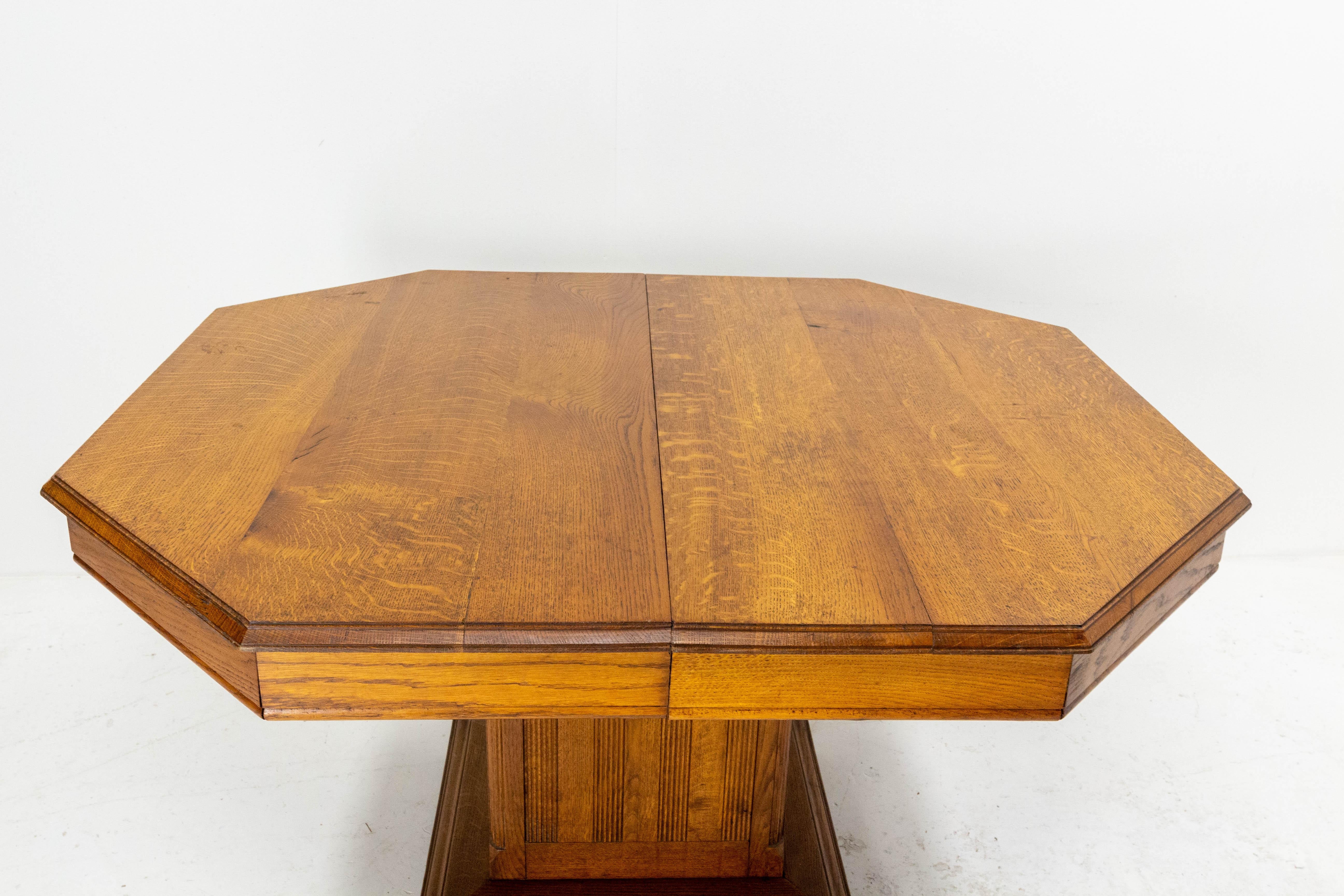 French Extending Dining Table Square Pedestal Oak, circa 1940 For Sale 1