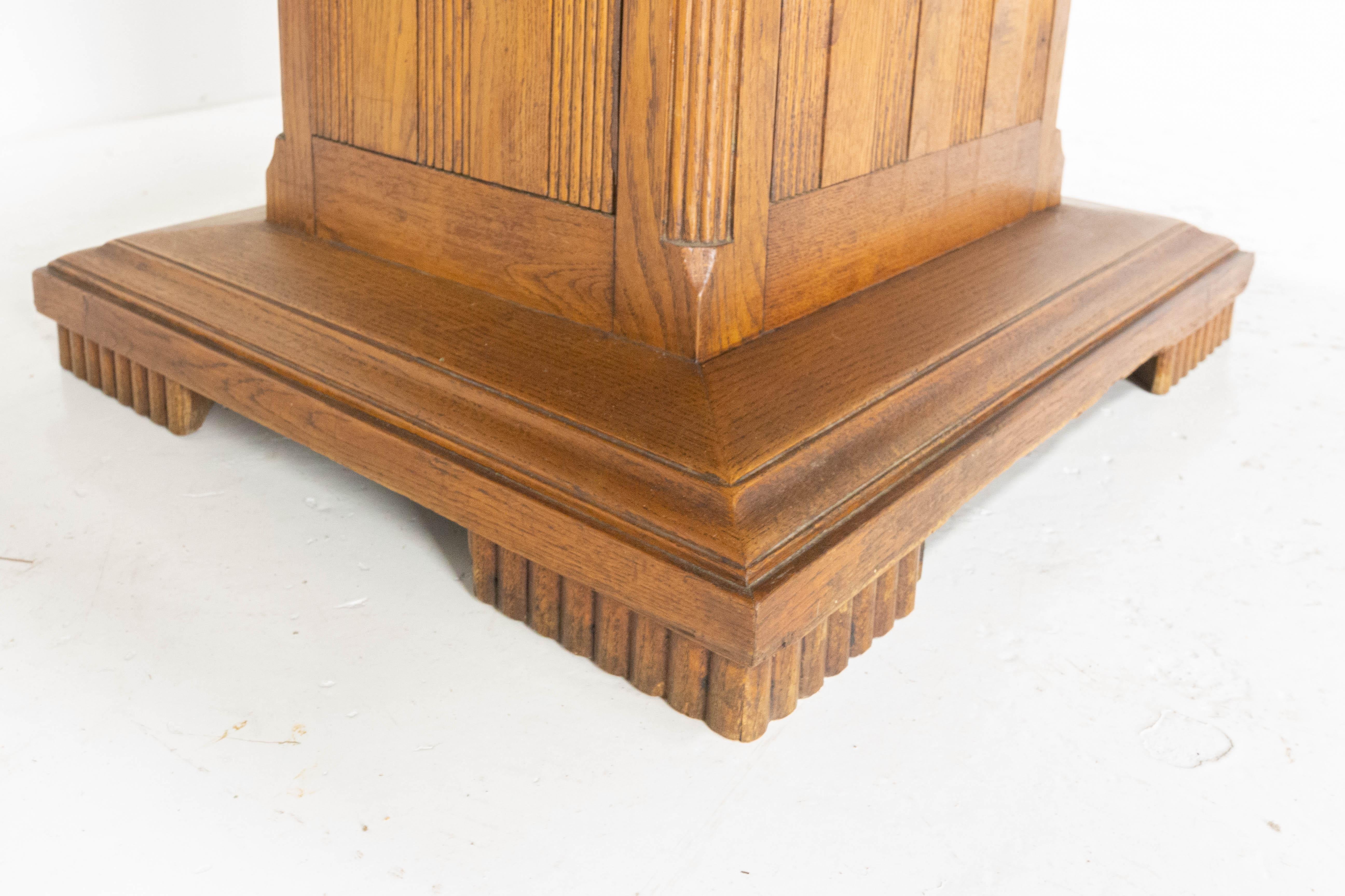 French Extending Dining Table Square Pedestal Oak, circa 1940 For Sale 3