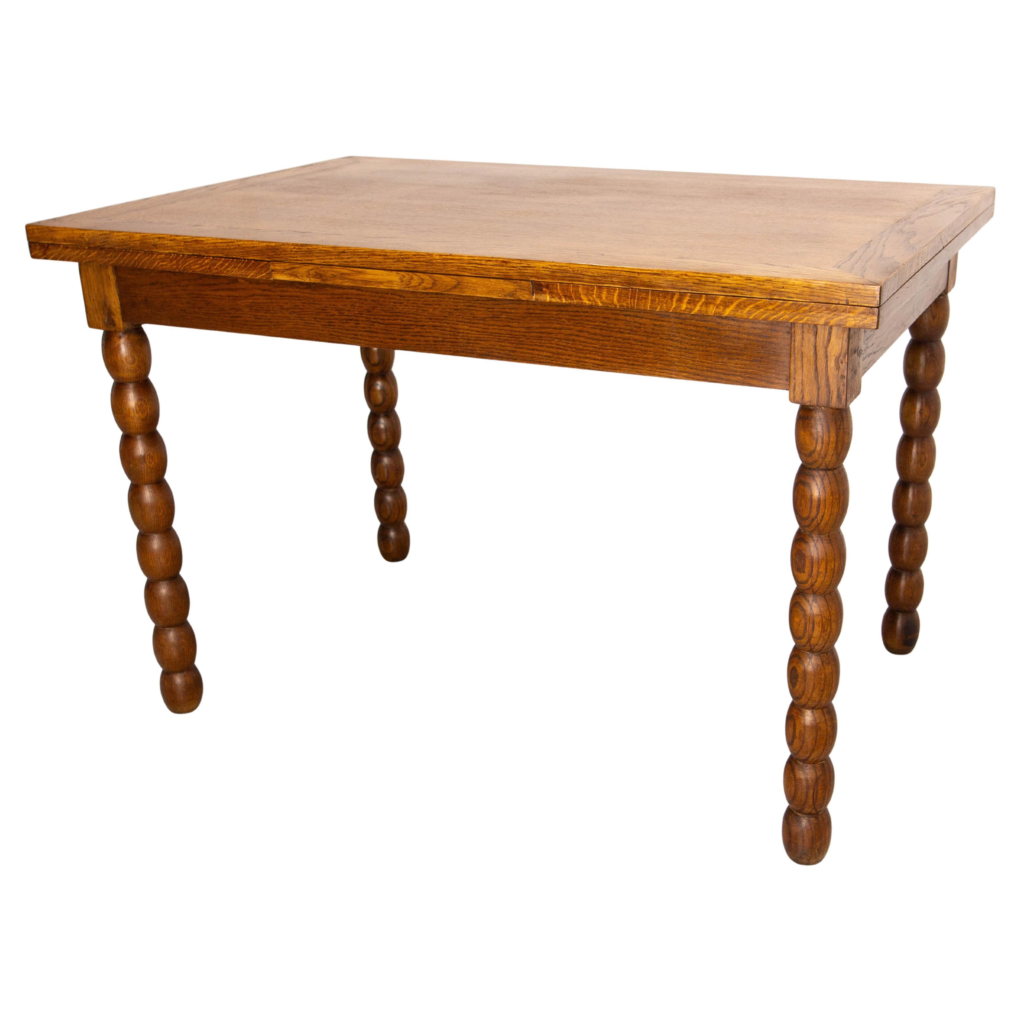 Table de salle à manger à rallonge en Oak Oak, pieds en chapelet, circa 1940 en vente