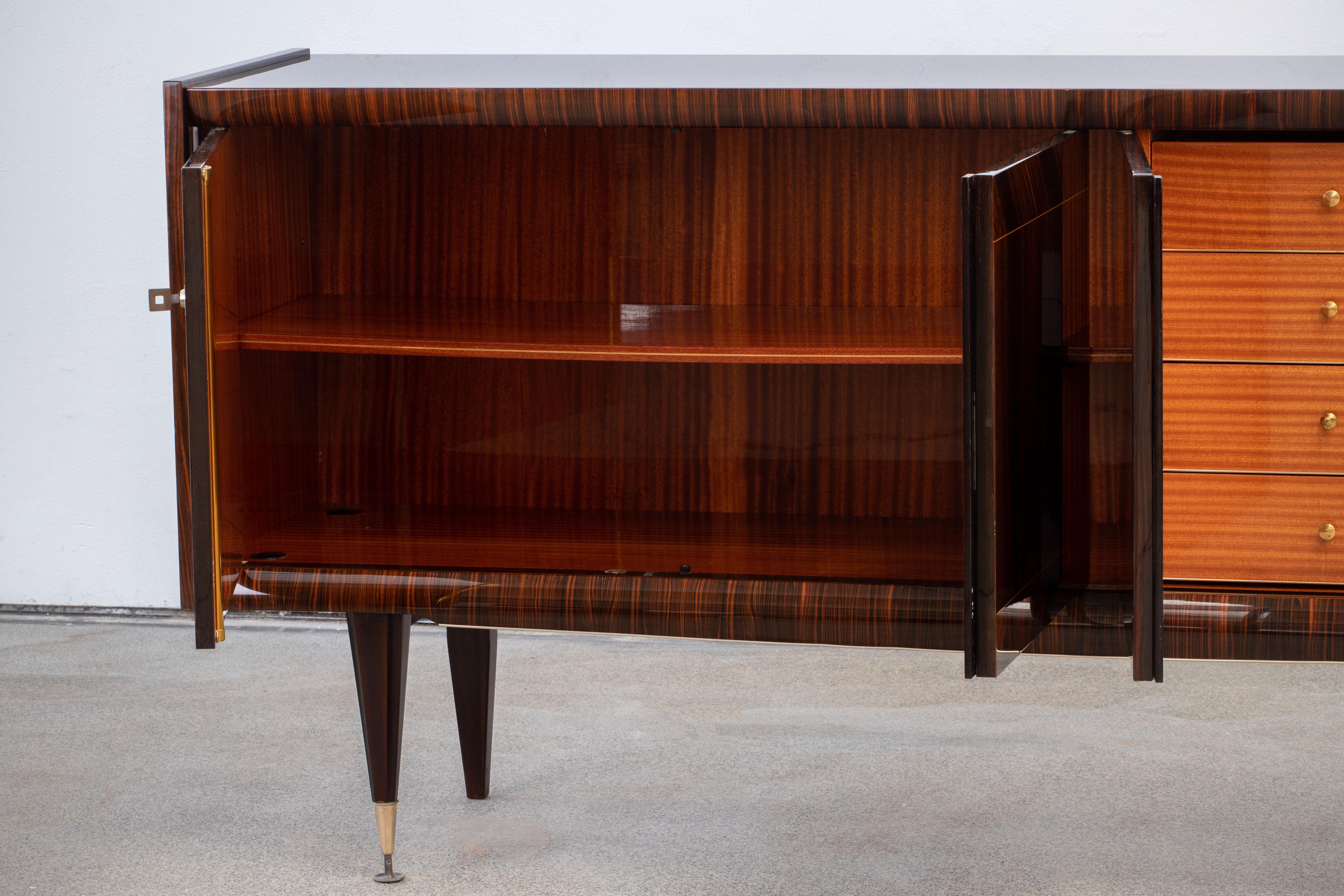 French Extra Large Art Deco Sideboard Macassar, 1940s In Good Condition In Kaštel Sućurac, Splitsko-dalmatinska županija