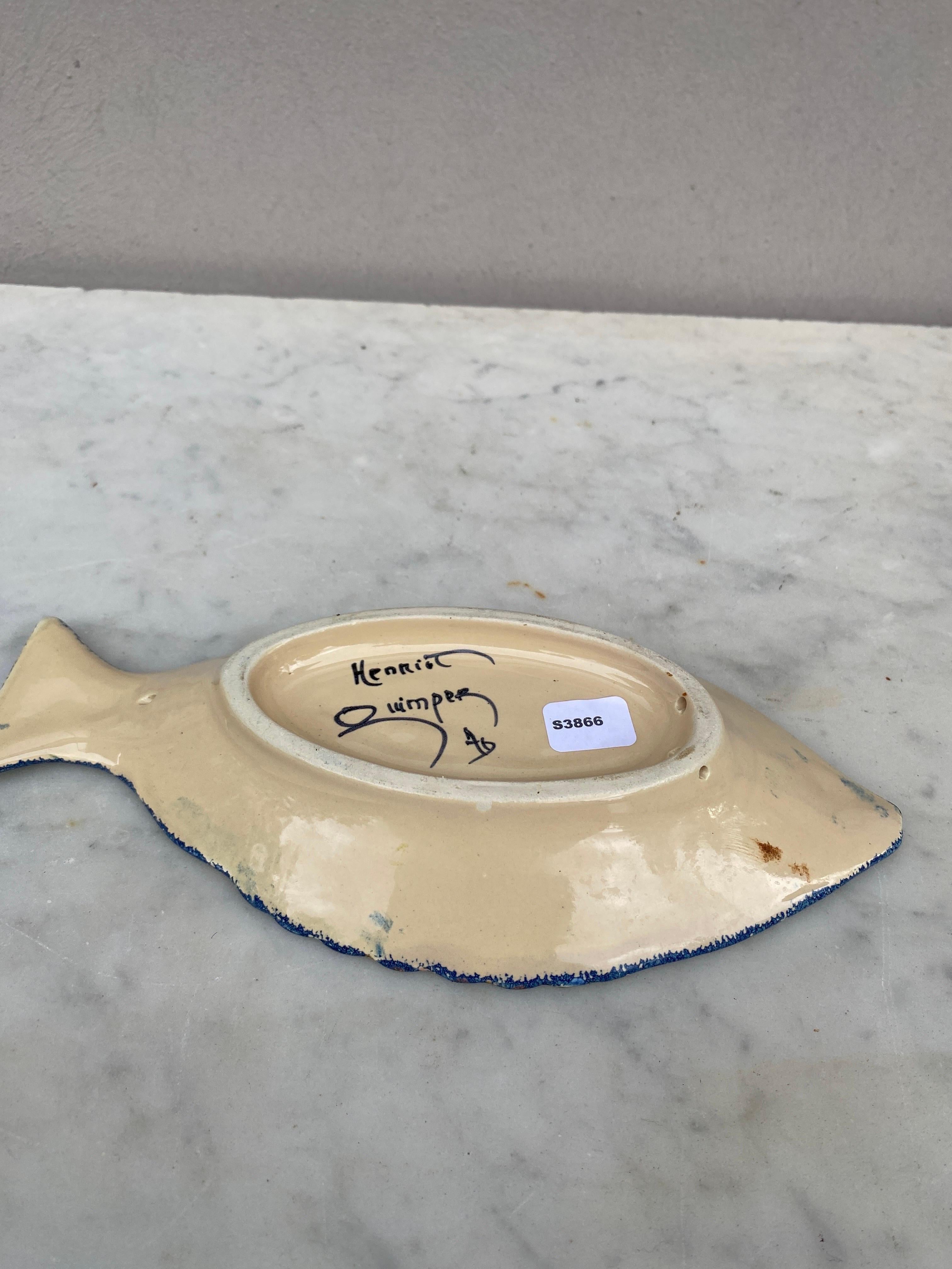 French Faience Blue & White Fish Platter Henriot Quimper, Circa 1930 In Good Condition For Sale In Austin, TX