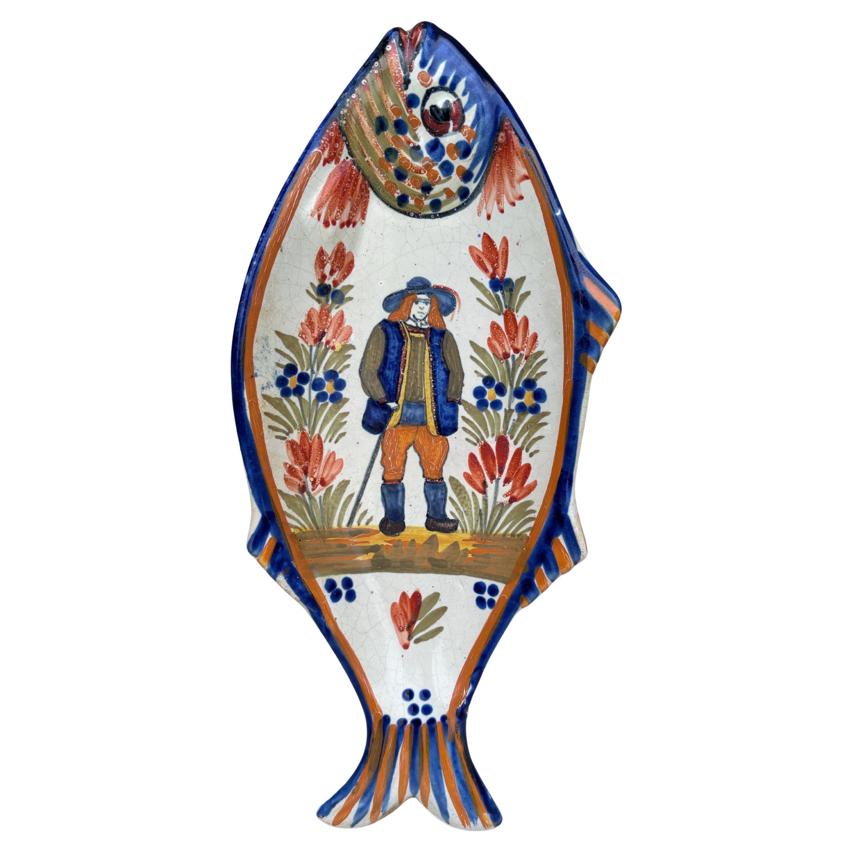 Französische Fayence Blau-Weiße Fischplatte Henriot Quimper, CIRCA 1930