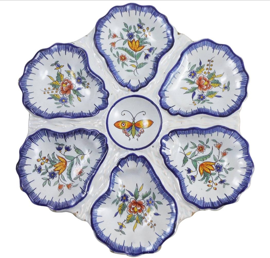 French Faience Blue and White Oyster Plate Henriot Quimper, circa 1930 2