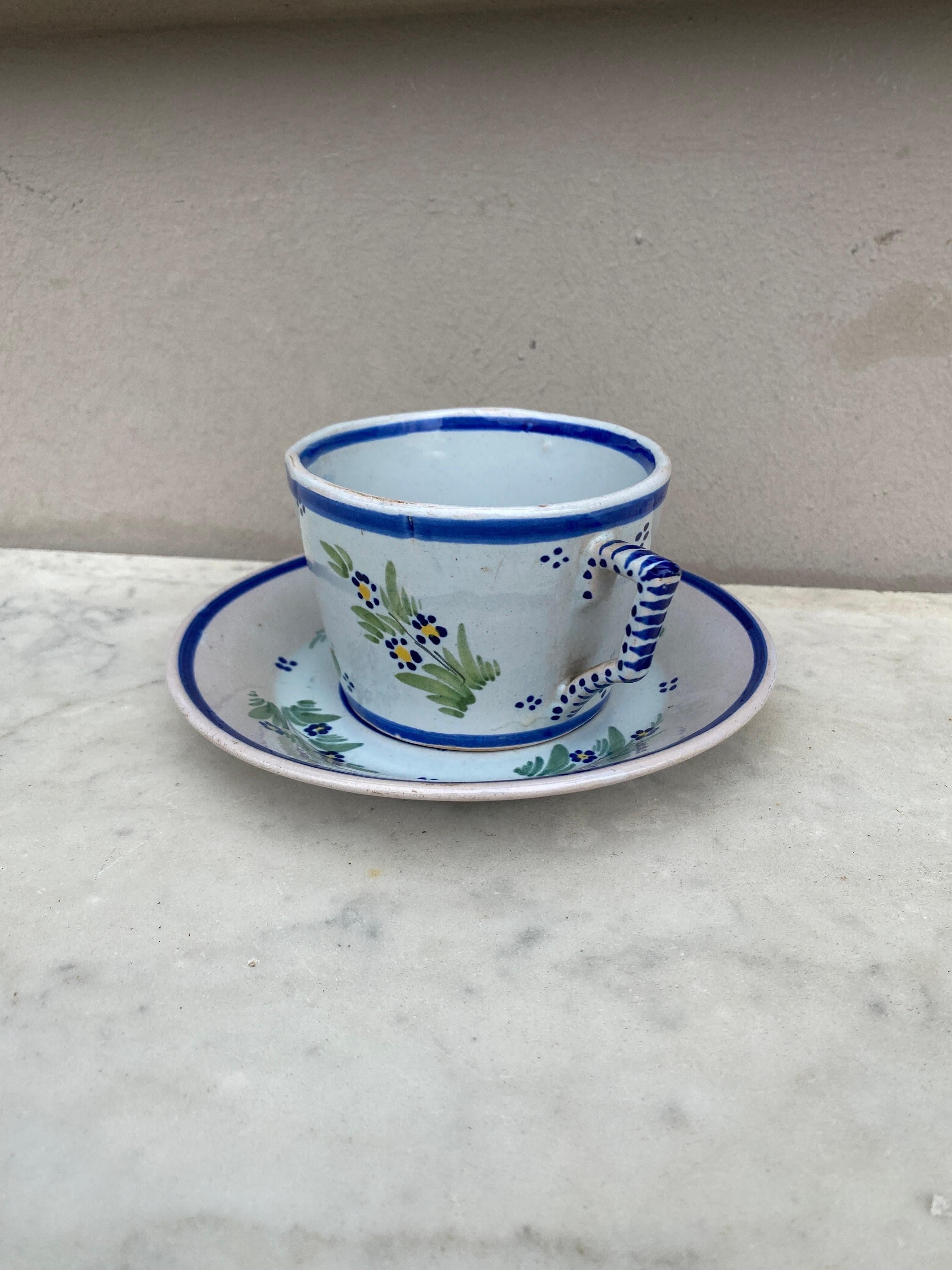 Rustic French Faience Cup & Saucer Henriot Quimper Circa 1900 For Sale