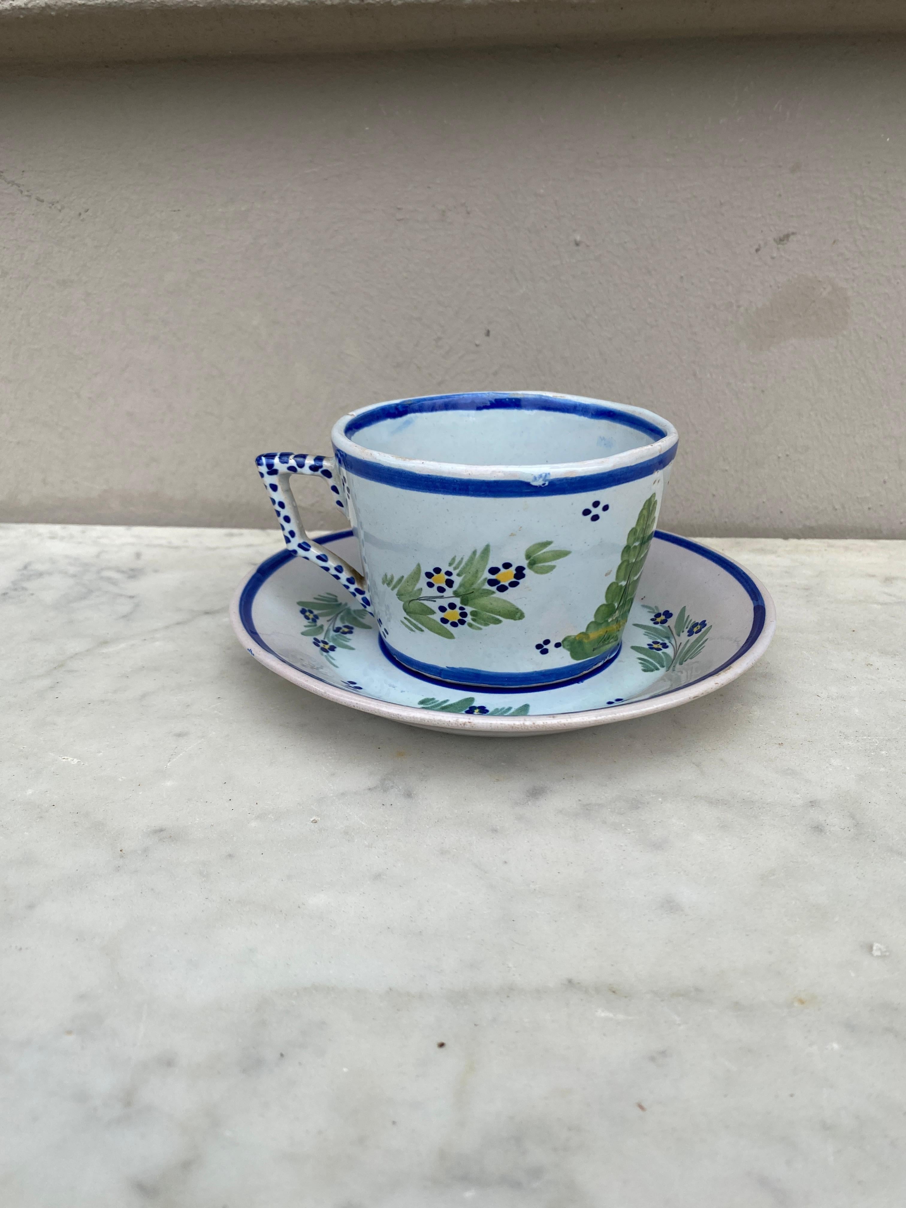 Early 20th Century French Faience Cup & Saucer Henriot Quimper Circa 1900 For Sale